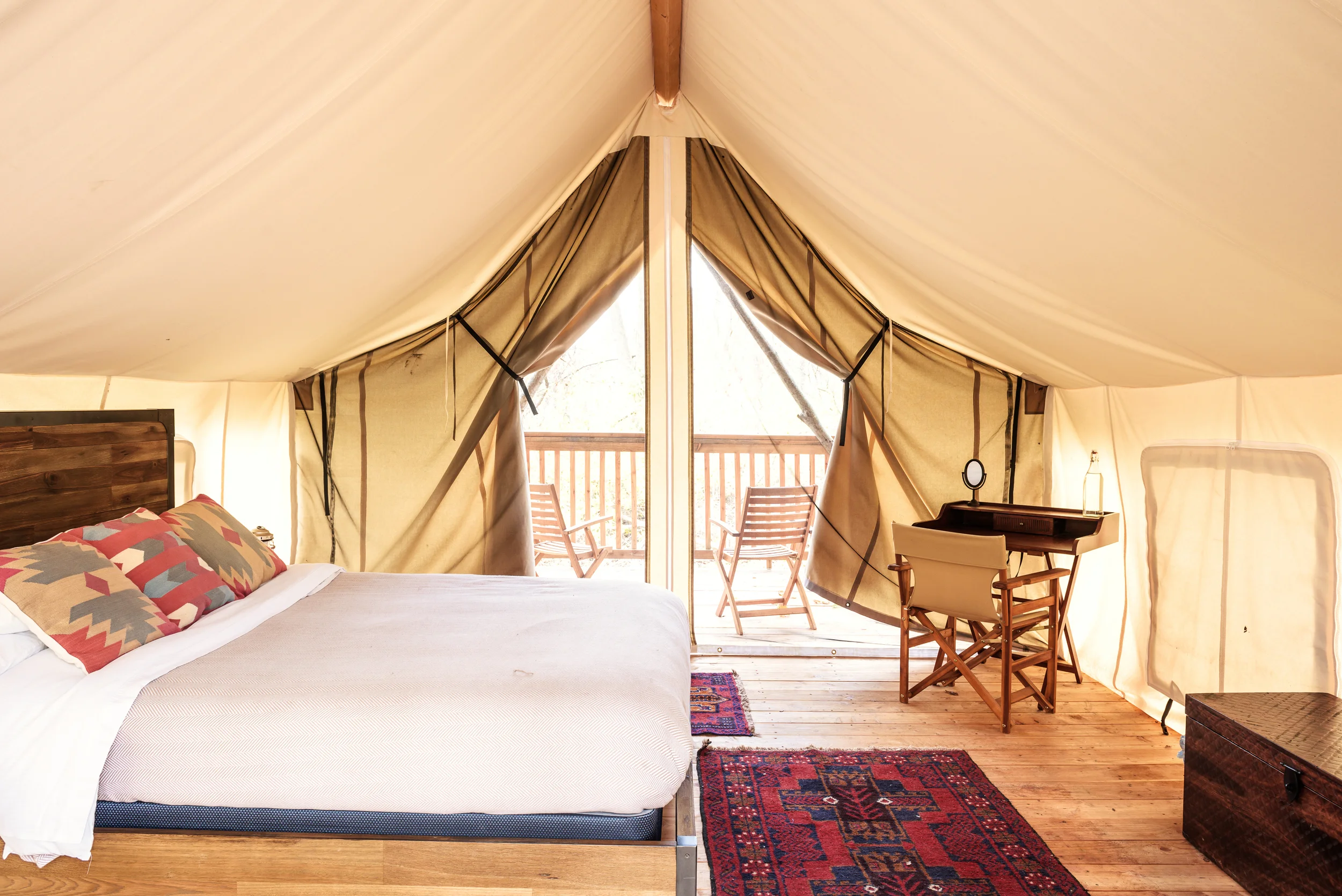 tent_inside.jpg