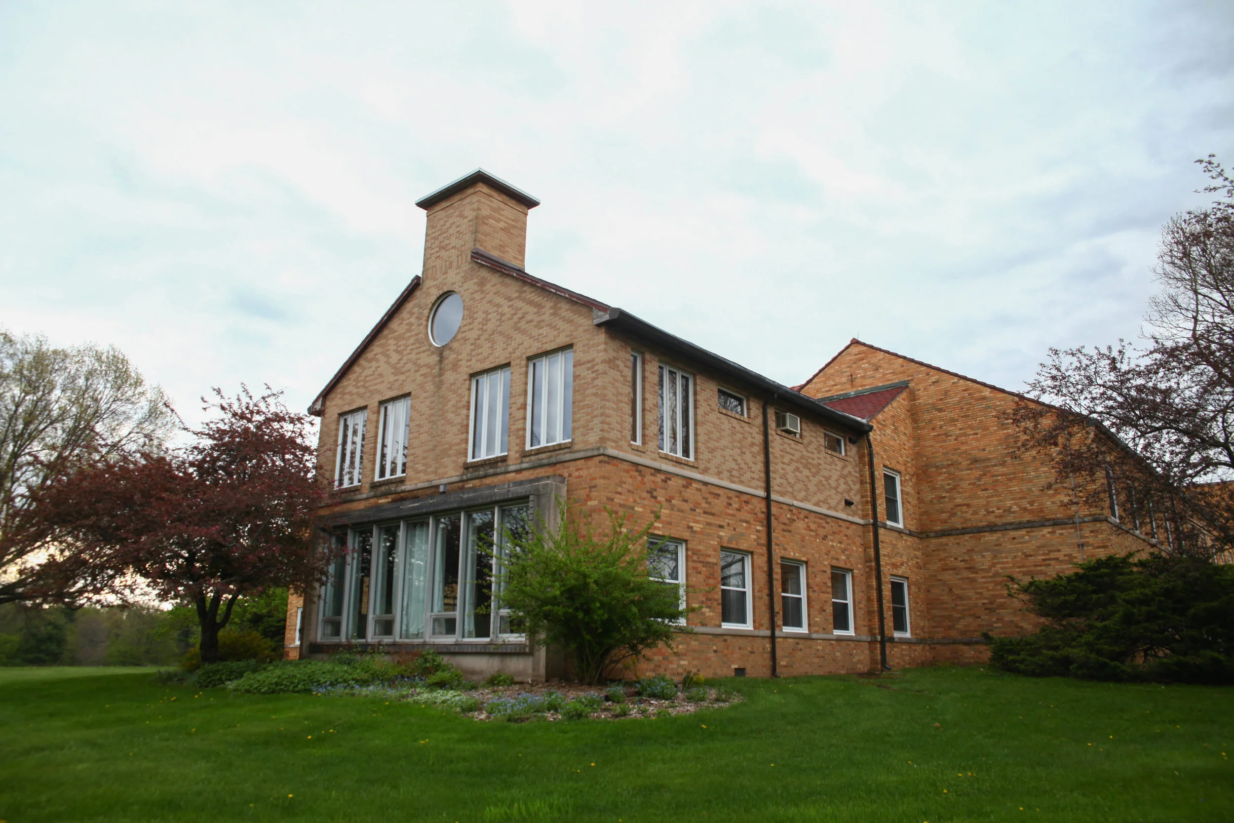 bldg-4121.jpg