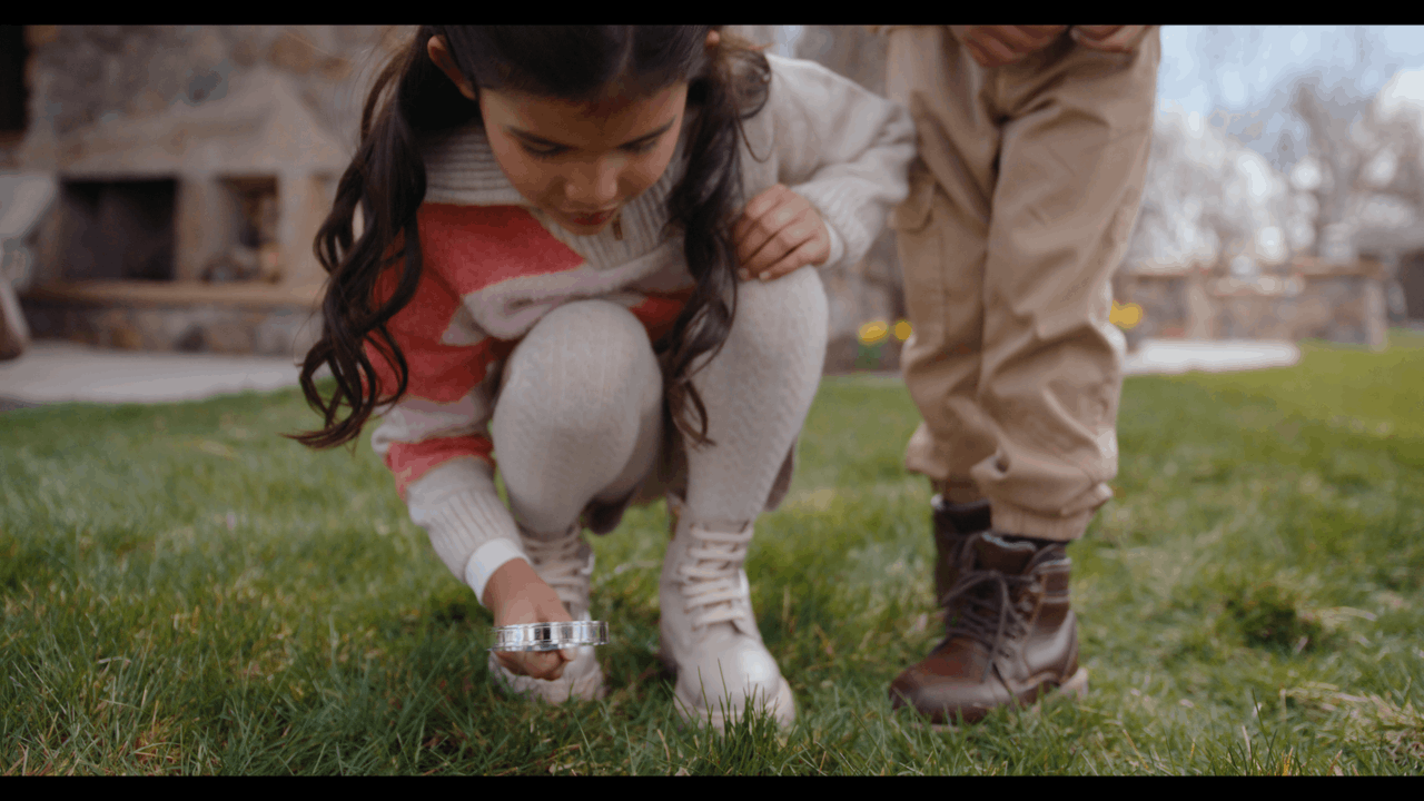 uspa fw24 magnify.gif