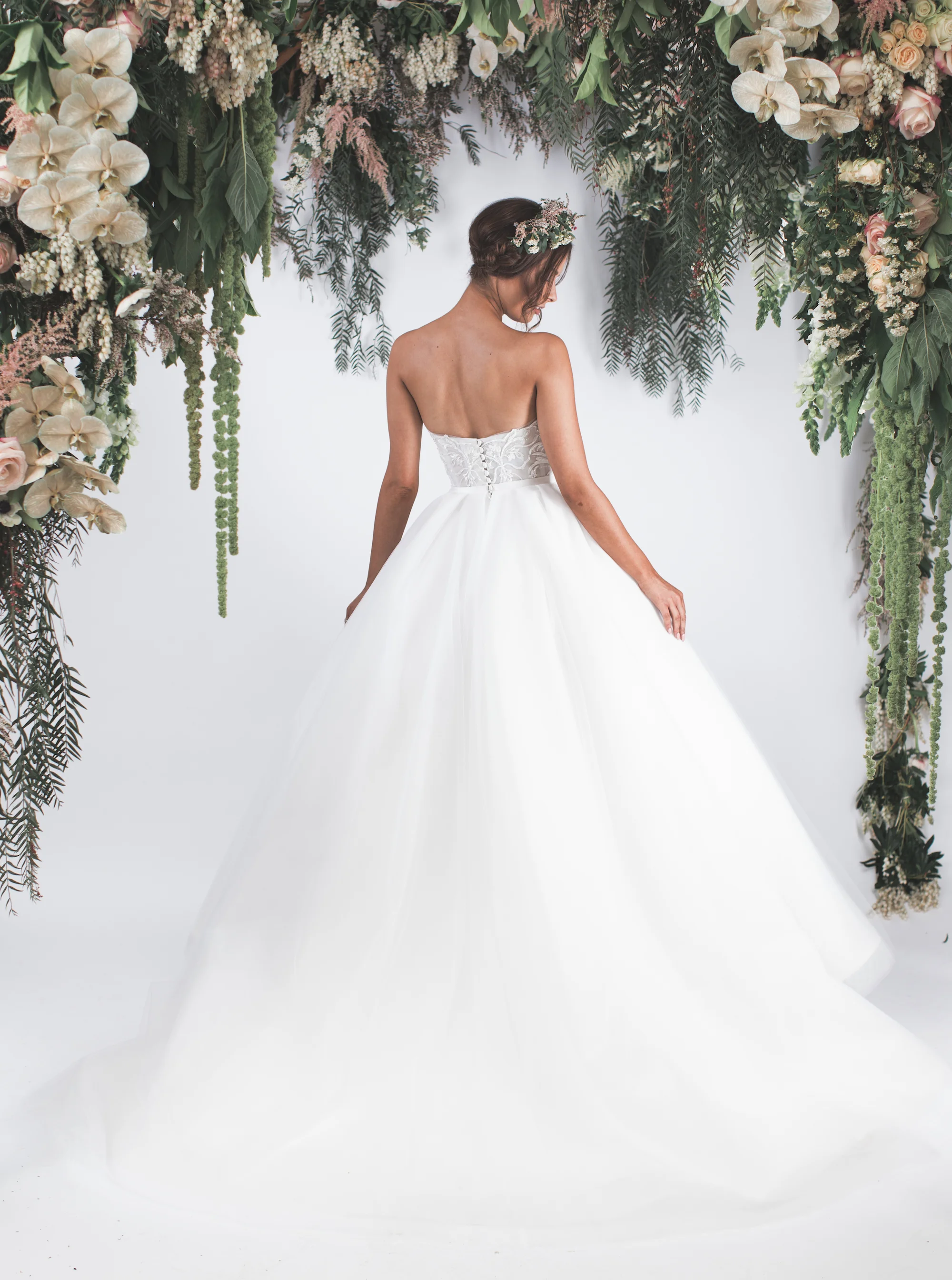 BRIDAL_LOOKBOOK_00047.jpg