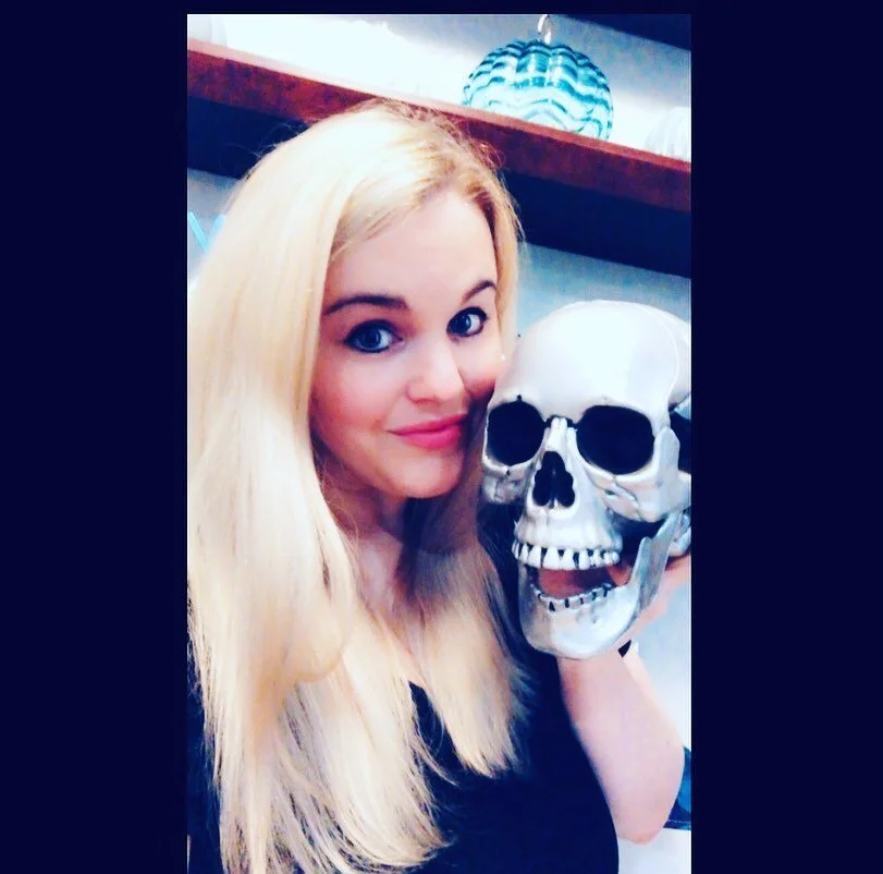 When you&rsquo;re loving spooky season, decorating for your teal/silver Halloween, and watching all the Addams Family movies on repeat.👻💀🎃