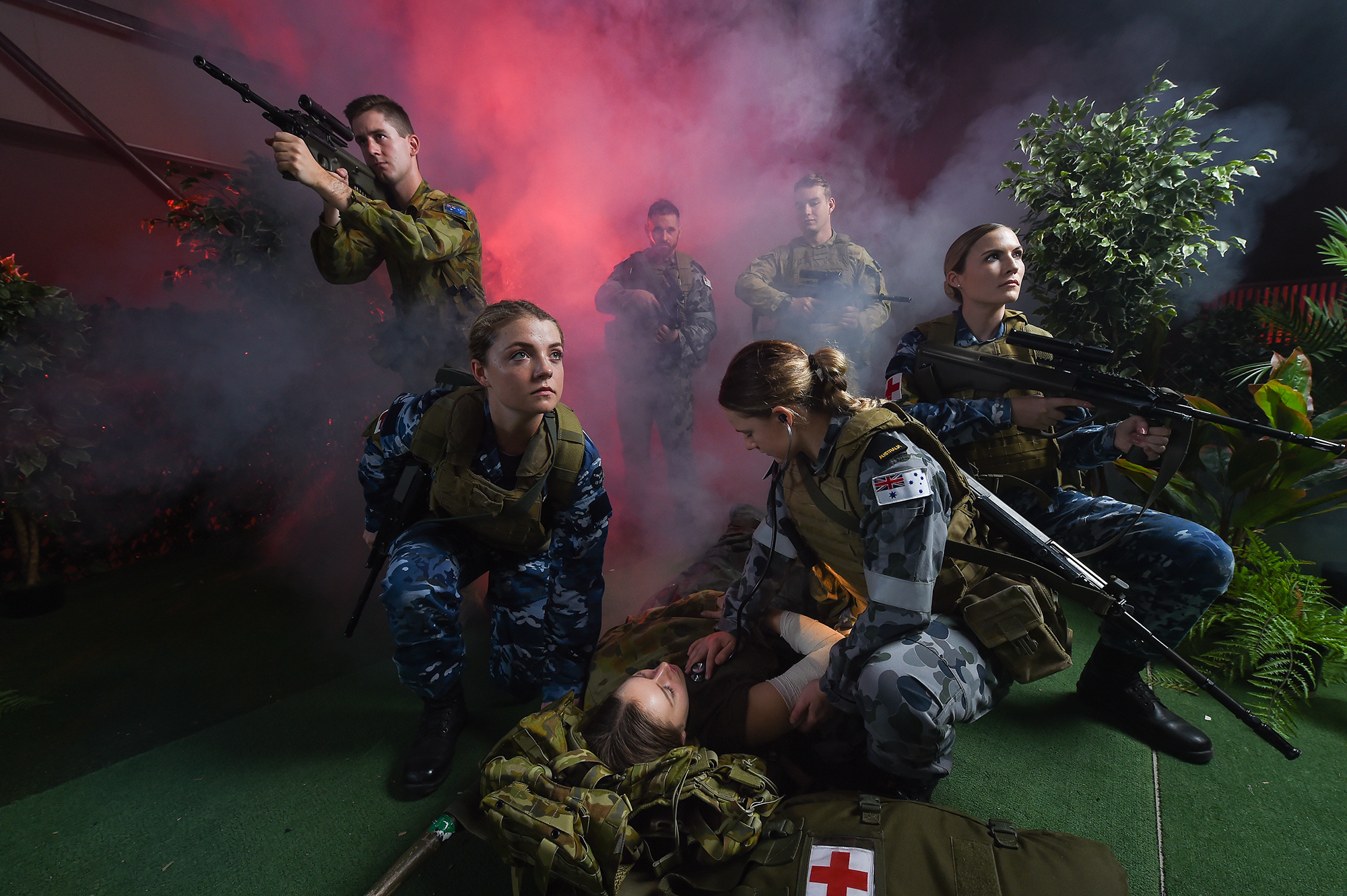 (Photo Mark Jesser) Bandiana.
Anzac Day picture. Latchford Barracks inside the Environmental simulation training facility, with soldiers from the Army School of Health. PICTURED: BACK: Seaman Padraic Shanahan (navy), Private Jack Bowen (army)
FRONT: Lieutenant Benjamin Rainsford (army),
Aircraftwoman Jade Hutson (Air Force), Private Elyse Goodwin (Army), Seaman Brooke Taylor (Navy) and Leading aircraftwoman Aimee Lewis (Airforce)