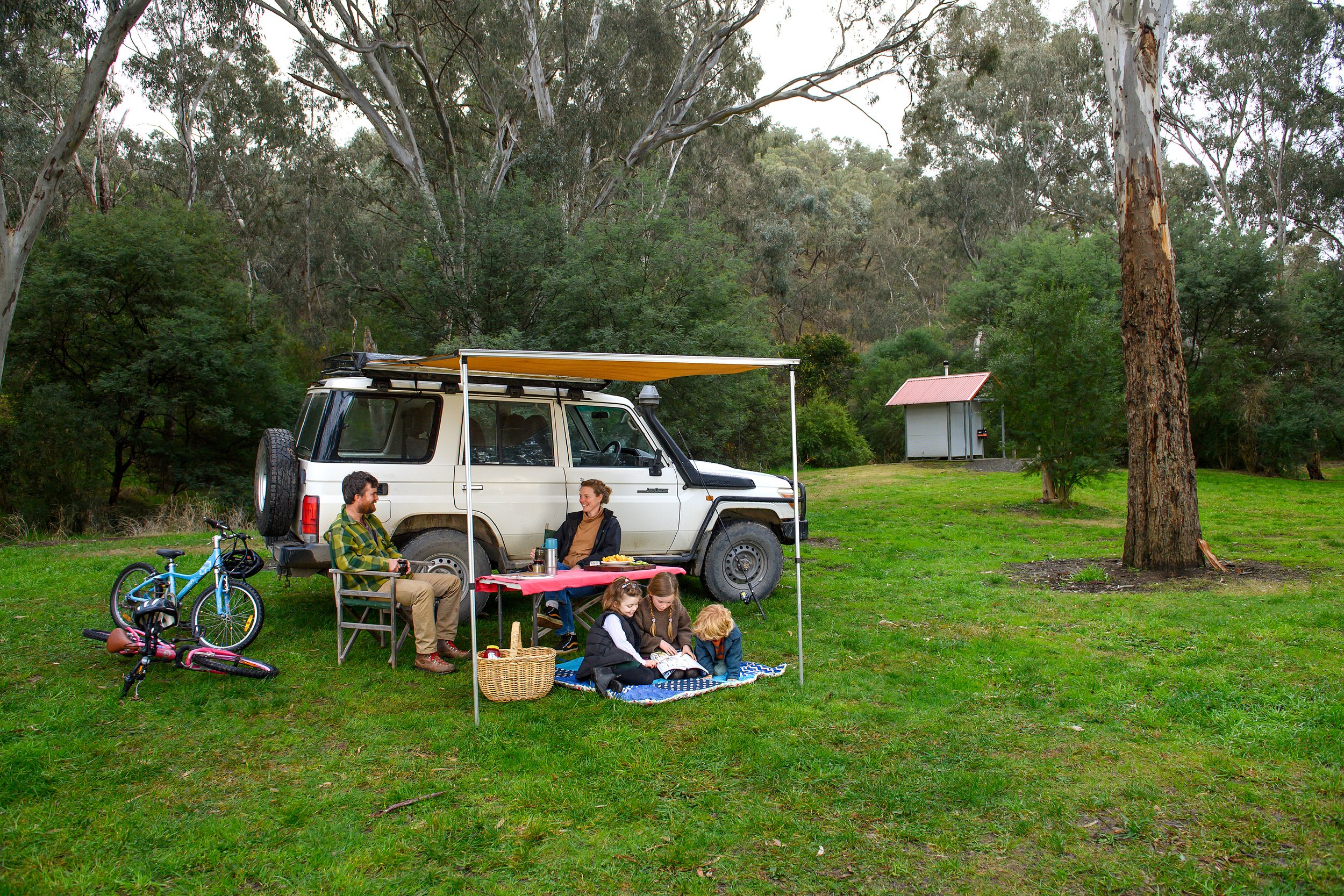  (Photo Mark Jesser) Location: Edi Cutting Camping Ground. Edi, Victoria. Picnic. 