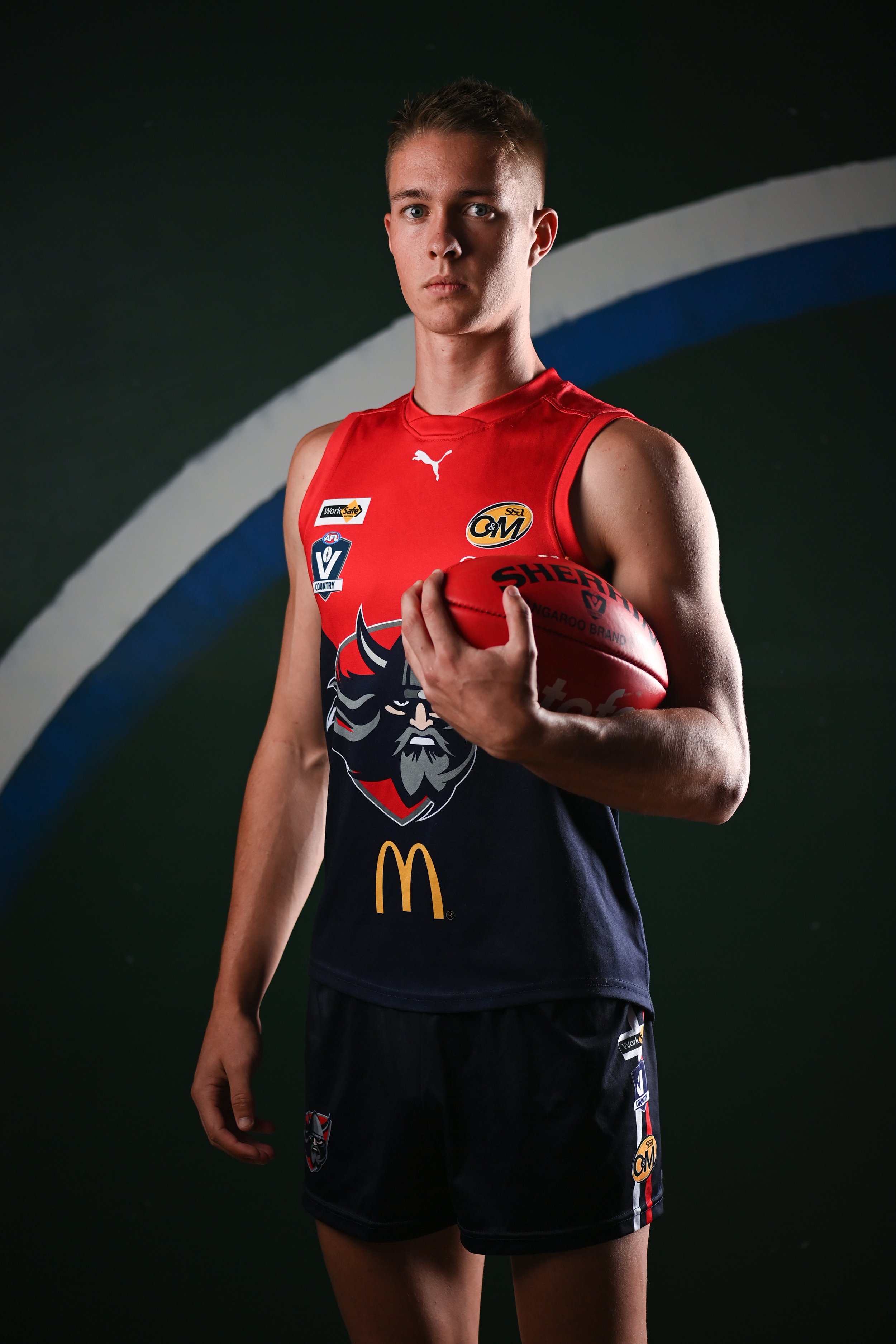  (Photo Mark Jesser) Football liftout pictures - Wodonga Raiders footballer Jason Burke 