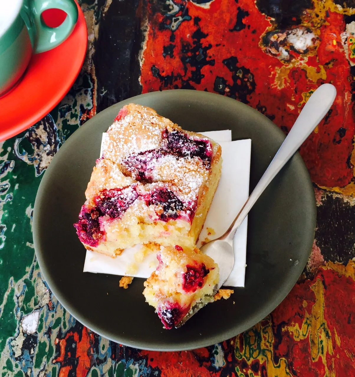 cake_and_tea-min.jpg