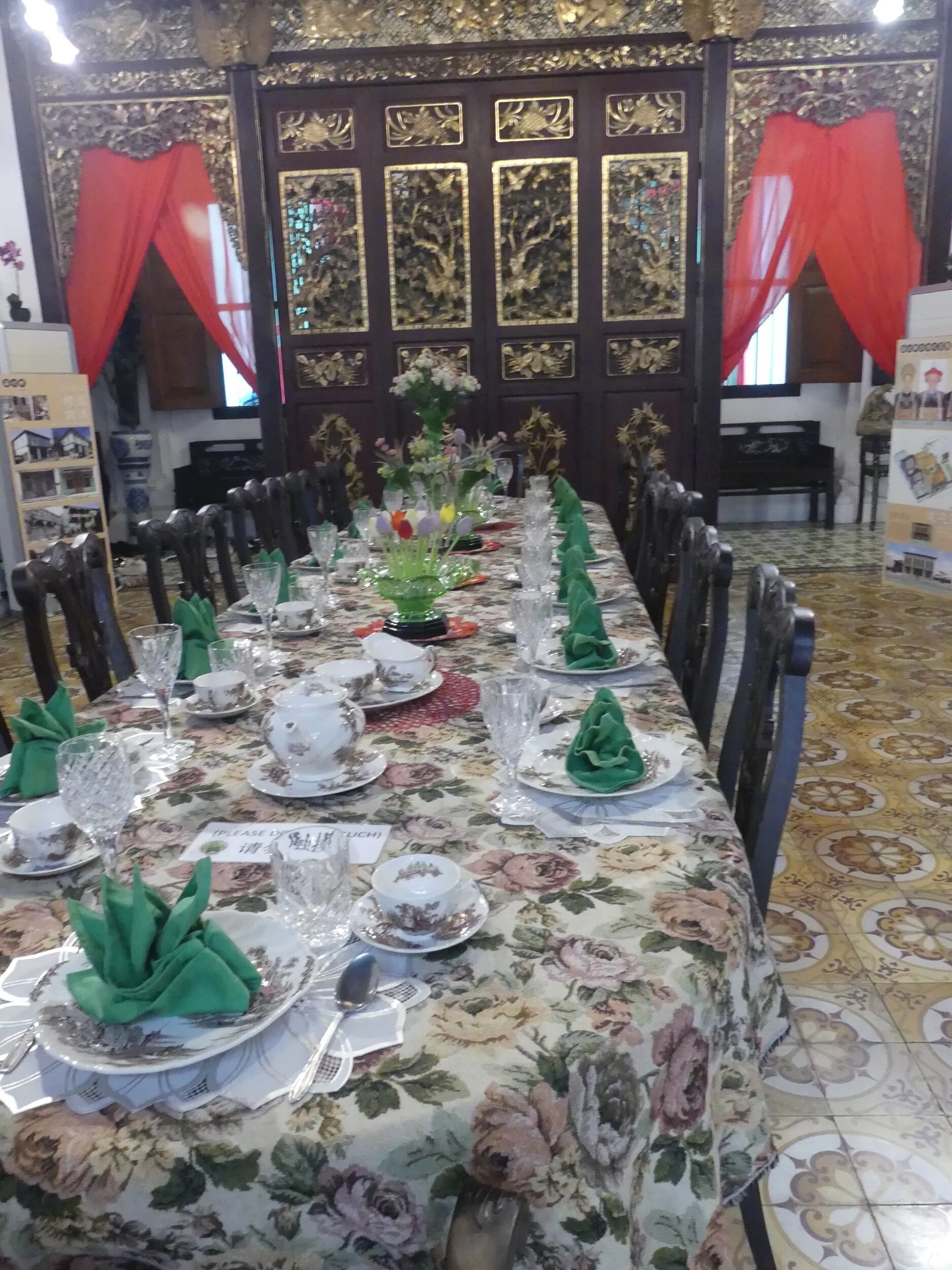 Formal dining room, Penang peranakan museum