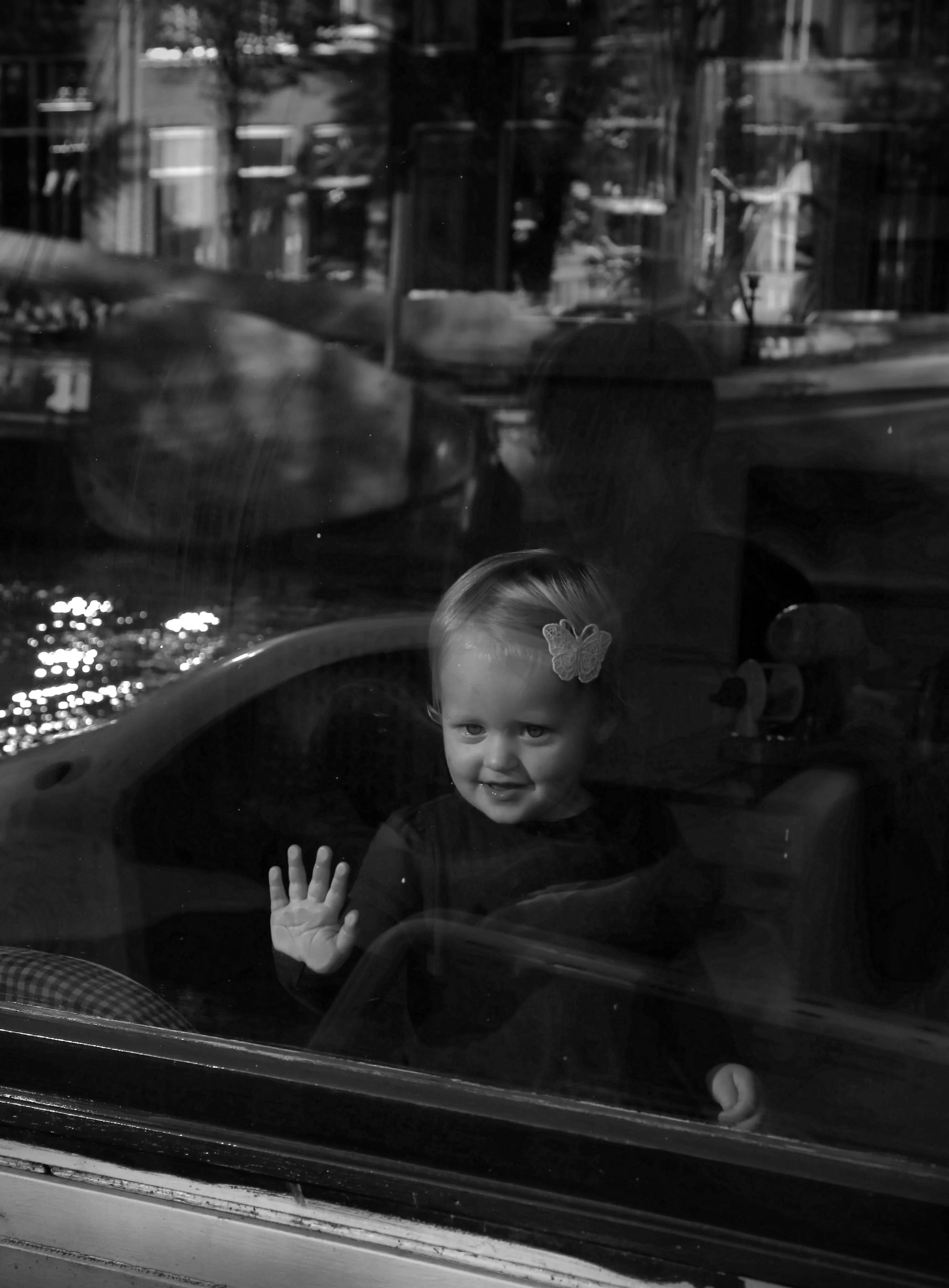 Windows of Amsterdam 1.JPG