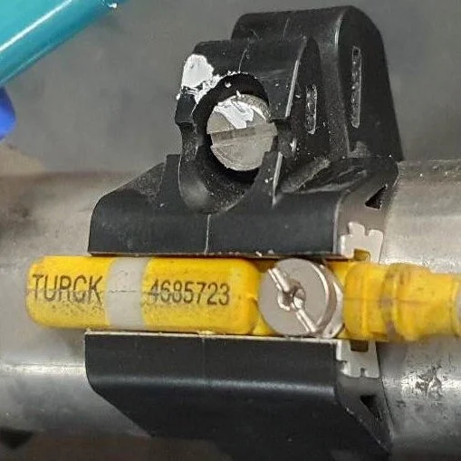 Step 4 - Prevent RecurrenceThe new clip was secured correctly and ‘proof’ marks used to confirm clamp security visually – without the need for tools.What if all your machine problems were fixed this way?&nbsp;