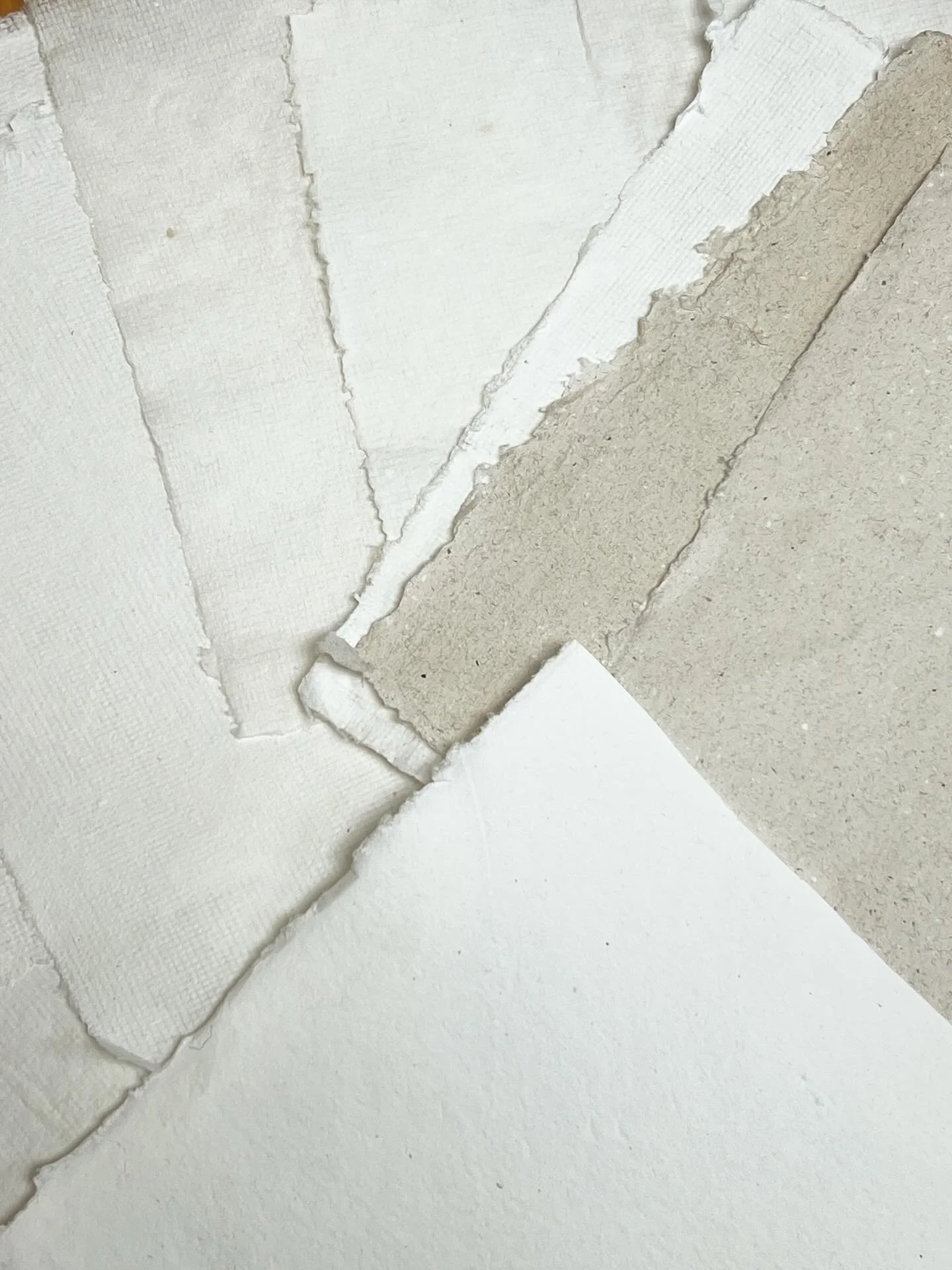 We are just over a week away from making paper together!
Join my Make Paper with Items You Already Own course on Saturday, December 6 @spiritofthelakearts.
I&rsquo;ll share some basic paper making equipment and techniques, as well as fun tricks to en