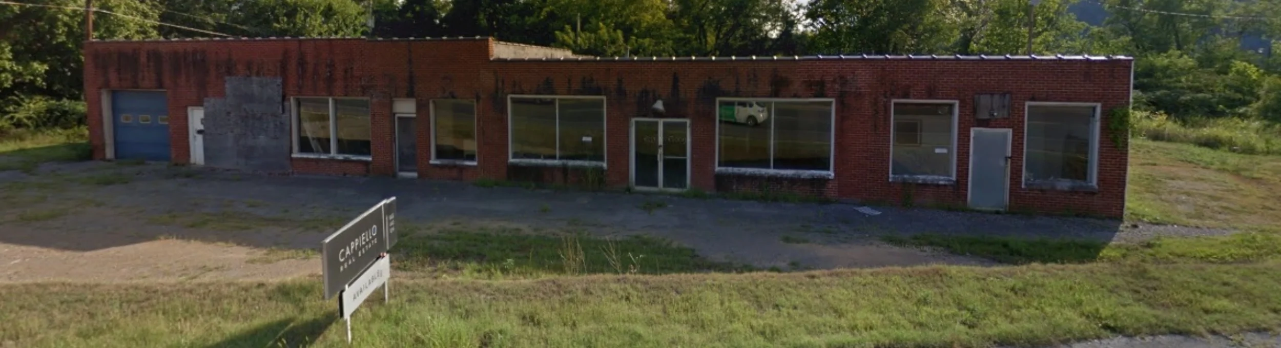 9227 Oak Ridge Hwy Needs Demolishing Solway Cappiello Real Estate