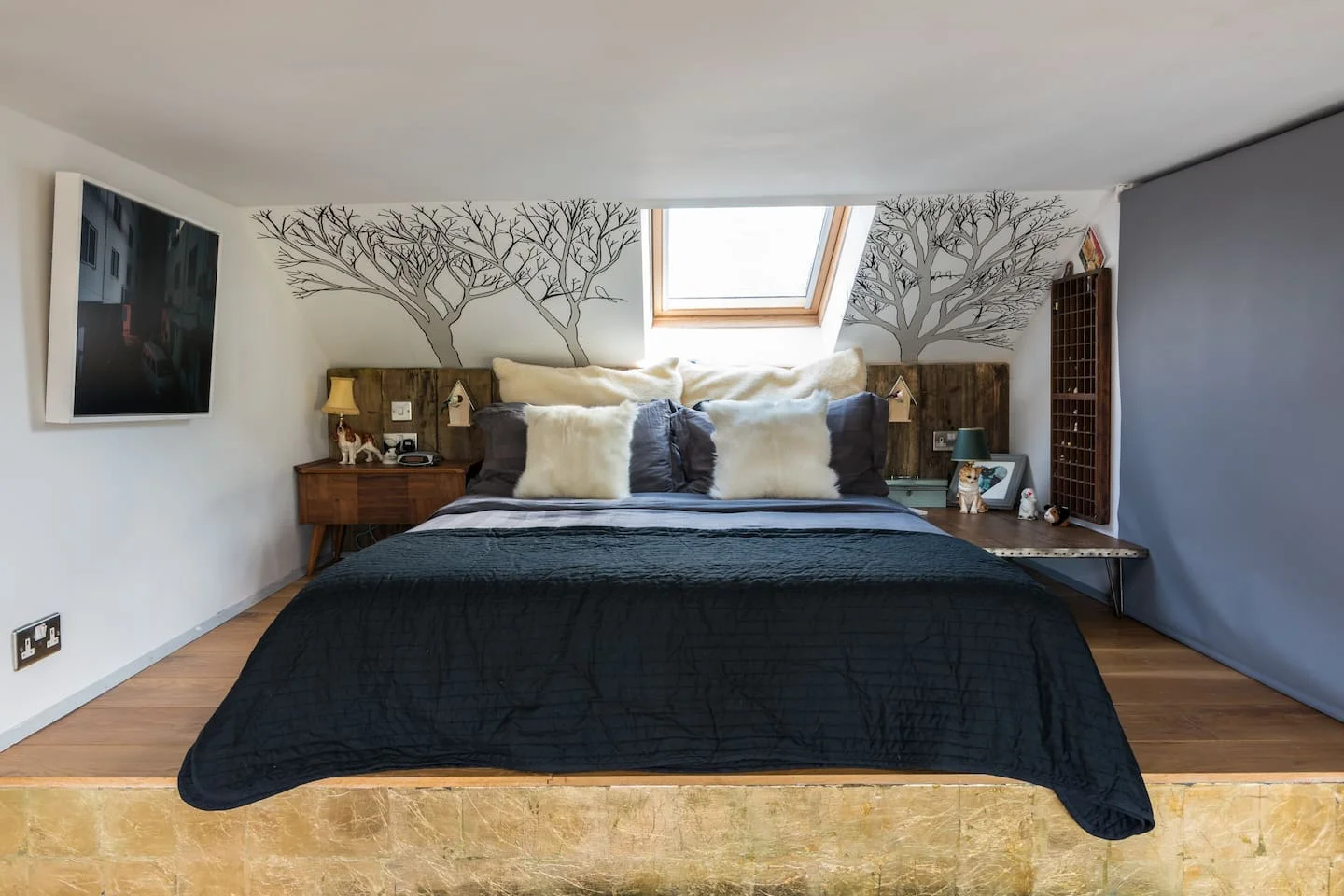 Loft Room