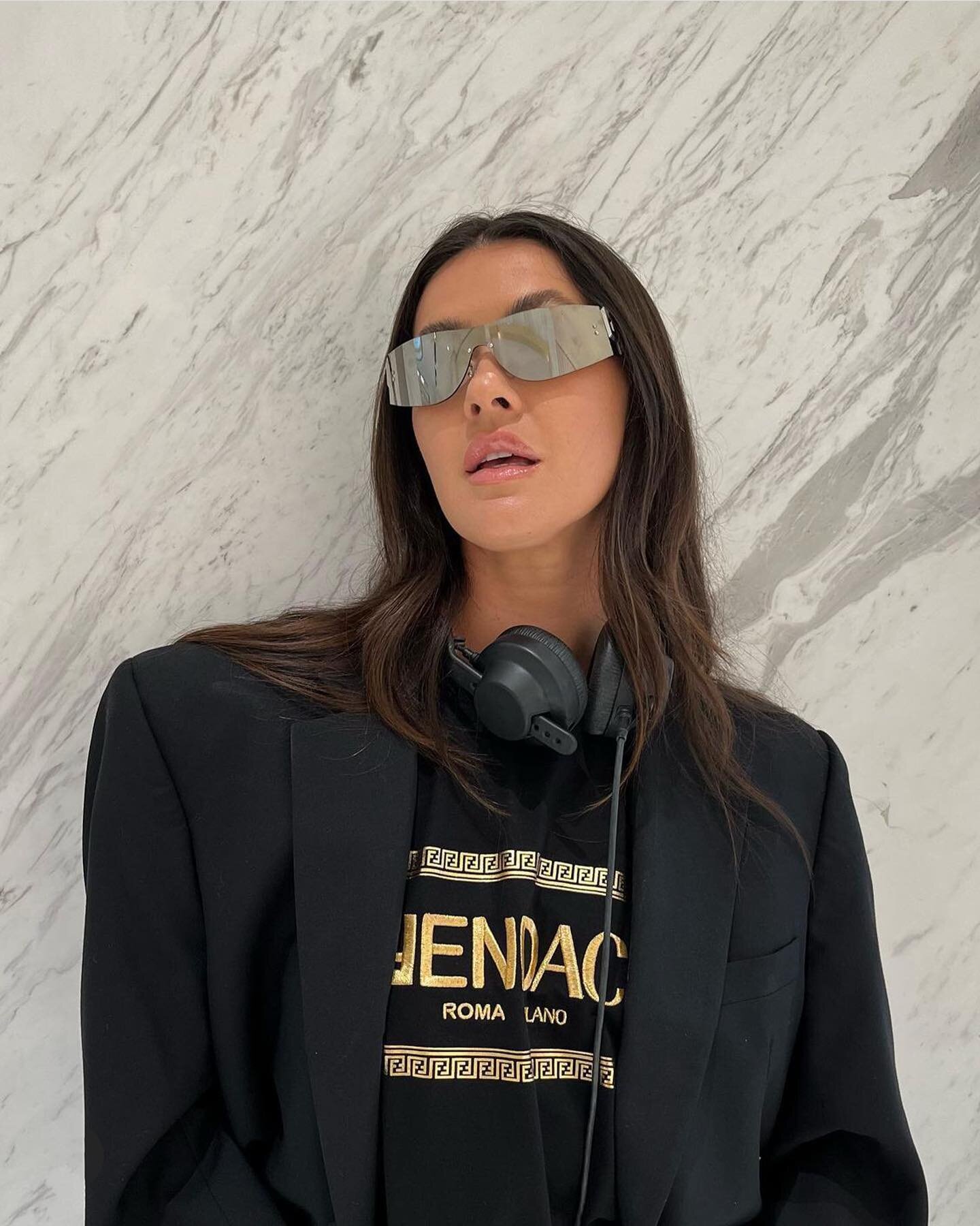 @fendi x @versace = Fendace
@tiana_verhagen at the NYC launch of this collab. We programmed 25 events nationwide 🖤💛🖤💛
.
.
.
.
#fendace #nycdj