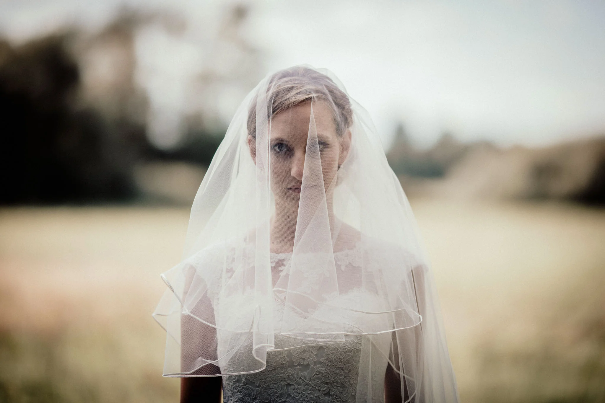 In-Love-with-a-Wolf-Hochzeitsfotograf-Coburg-Mitwitz-Nürnberg-Erlangen-Fürth-47.jpg