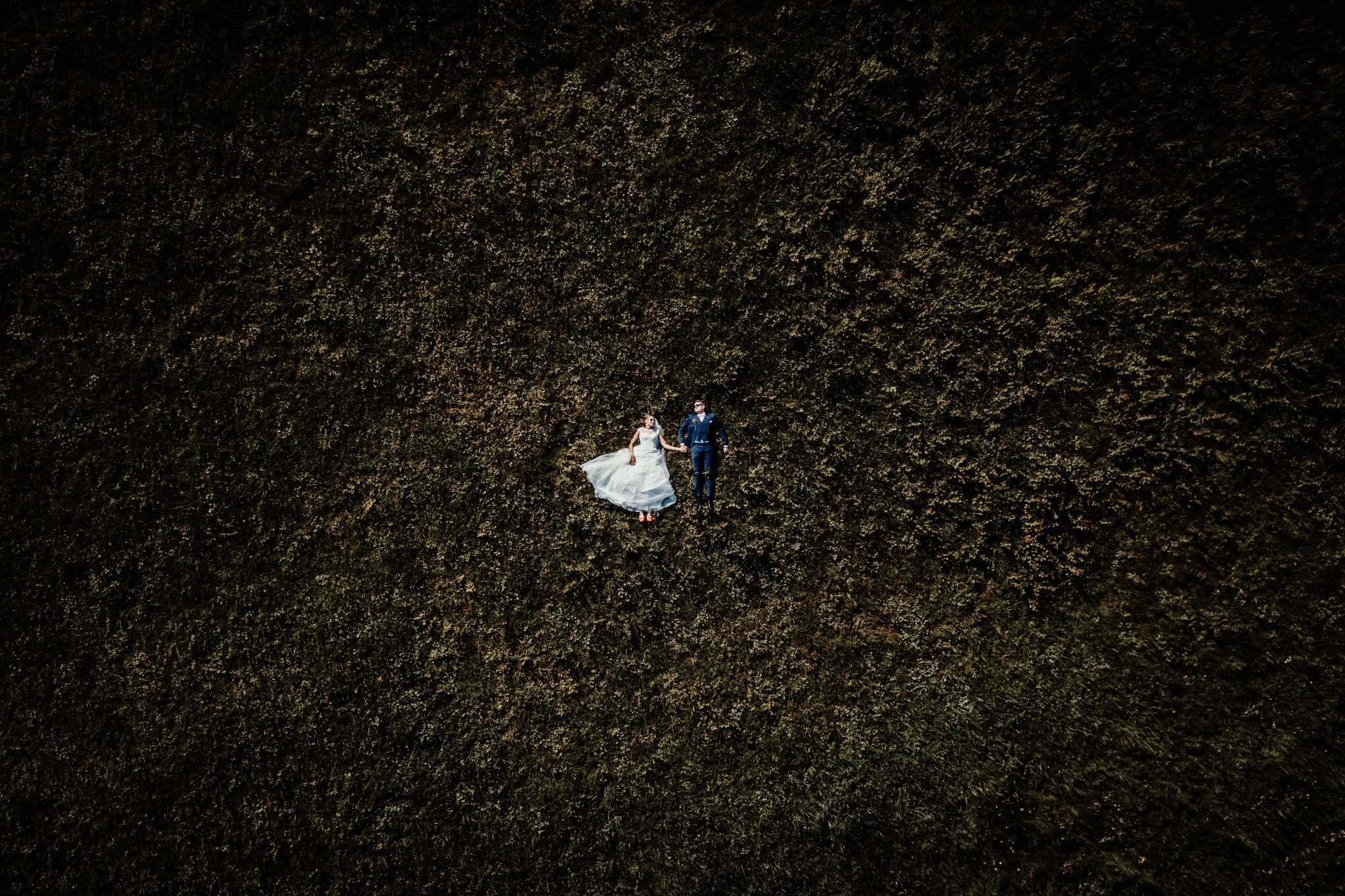 In-Love-with-a-Wolf-Hochzeitsfotograf-Coburg-Mitwitz-Nürnberg-Erlangen-Fürth-48.jpg