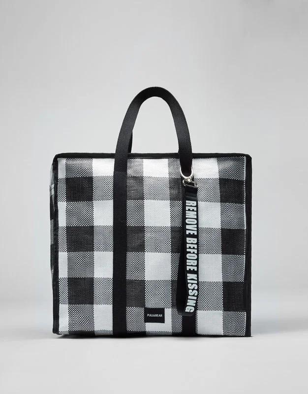 sacvichypullandbear.jpg