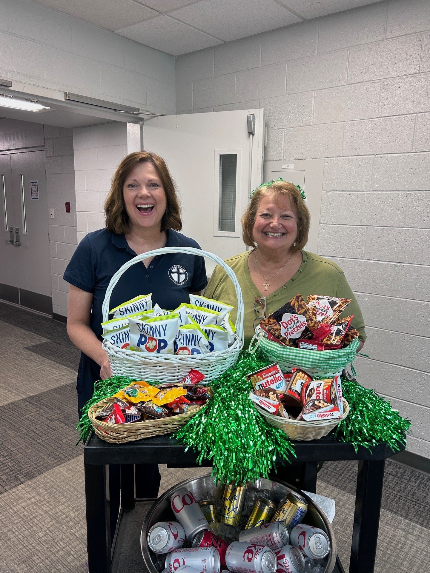 Principal Kane and Mrs. Z rolled through the halls in style this afternoon with the Teacher Trolley! Packed with snacks and drinks, it was a sweet surprise for our amazing faculty and staff as part of our Teacher Appreciation Week celebrations. Just