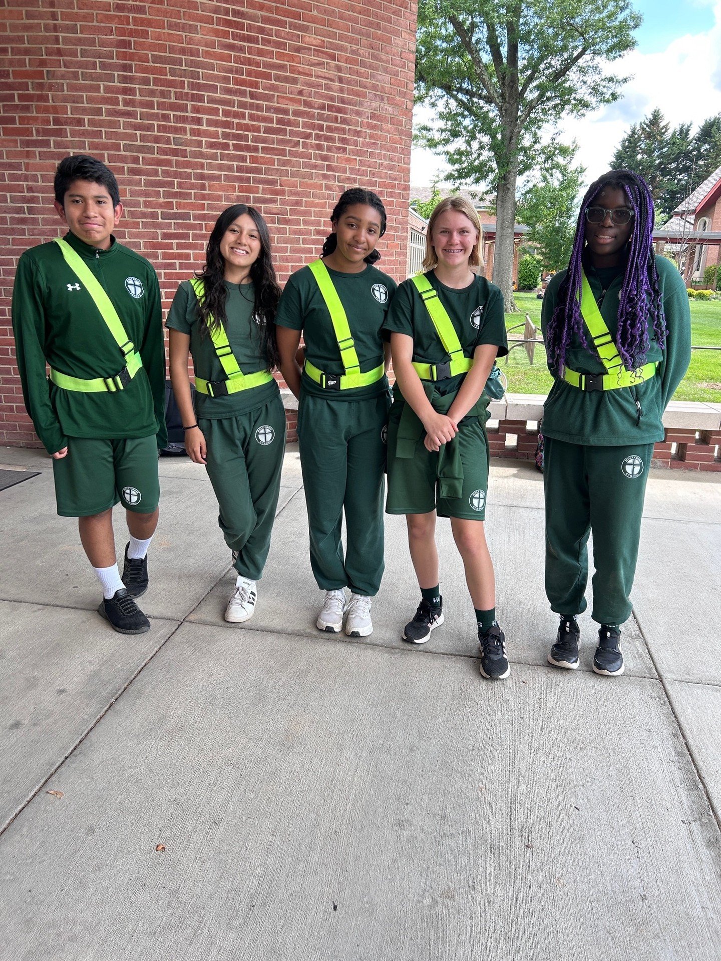 Today, some 7th graders dusted off their safety patrol belts and stepped out of retirement to fill in for the 6th grade, who were off on a field trip! Way to lead with responsibility and teamwork! π¦Ίπ #adwcommunity #iloveholycross #safetypatrols