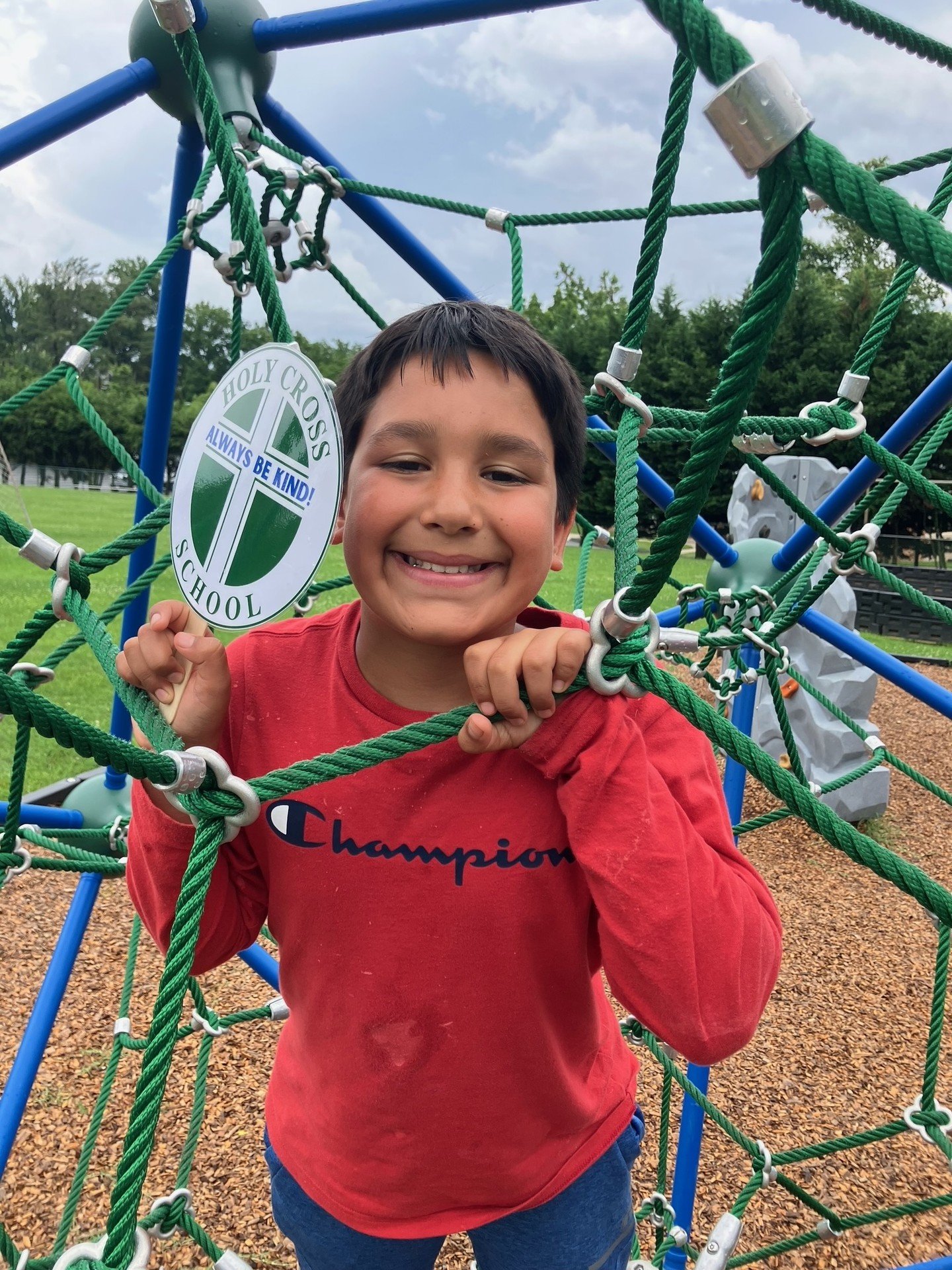 Summer fun and school spirit on the Holy Cross playground! ๐ #ADWcommUNITY #ILoveHolyCross #AlwaysBeKind #SchoolSpirit