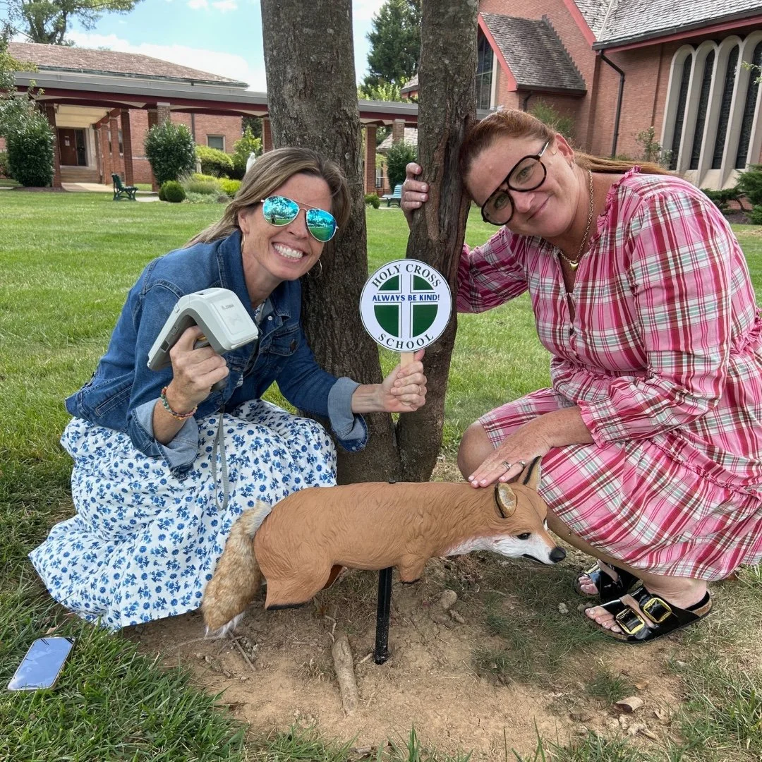 🦊 What does the fox say?? Our faux fox is on goose patrol but Mrs. Shaffer and Mrs. Friel couldn’t resist snapping a pic with our new “campus pet”! 😂 #ByeByeGeese #HelloFox #HCSspirit #ADWcommUNITY #ILoveHolyCross