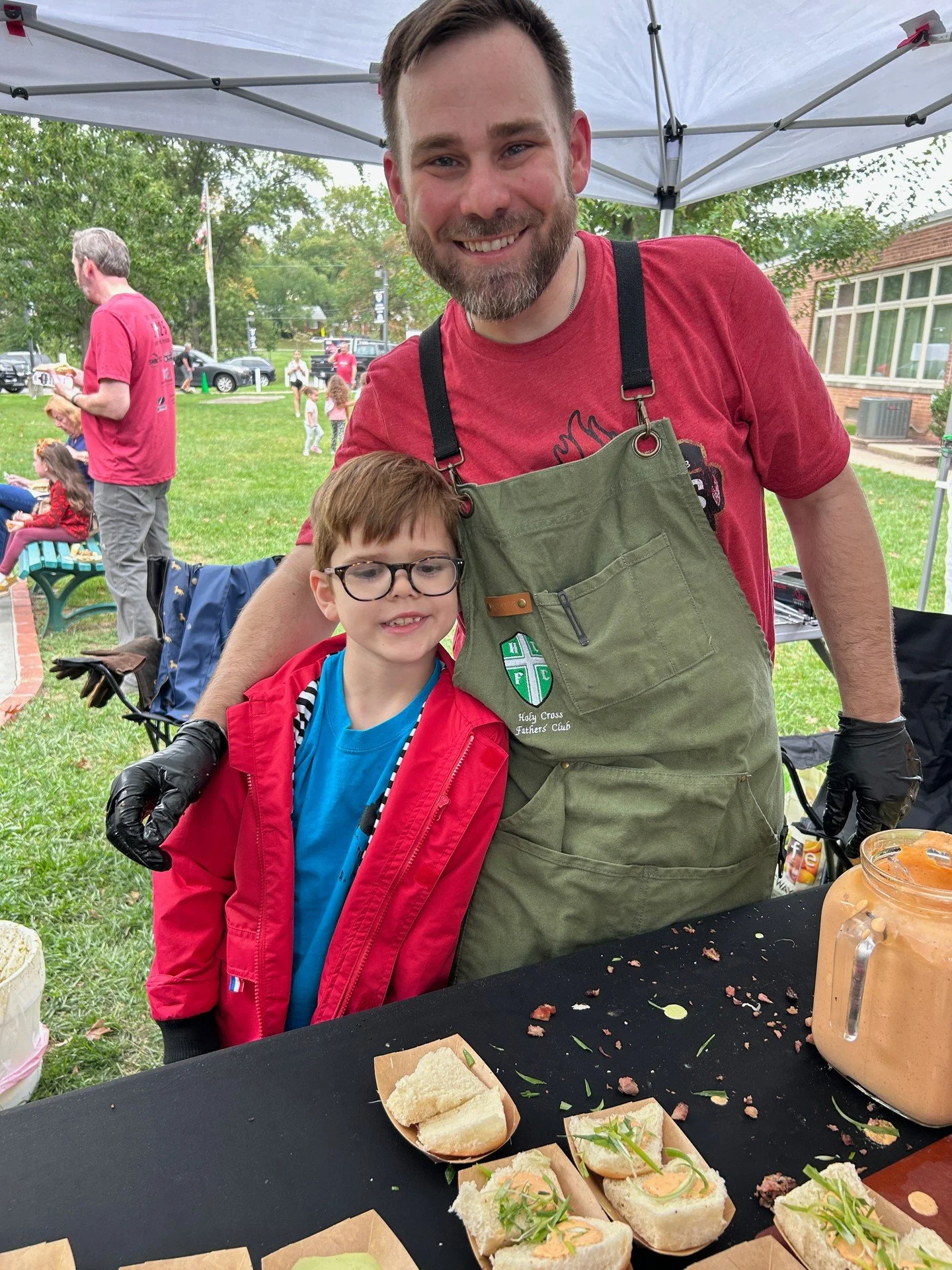 Holy Smokes! What an amazing BBQ competition event this past weekend thanks to our Father’s Club! Great food, fun games, and the best school spirit around! 💚 #ADWcommUNITY #ILoveHolyCross #FathersClub #HolySmokes
