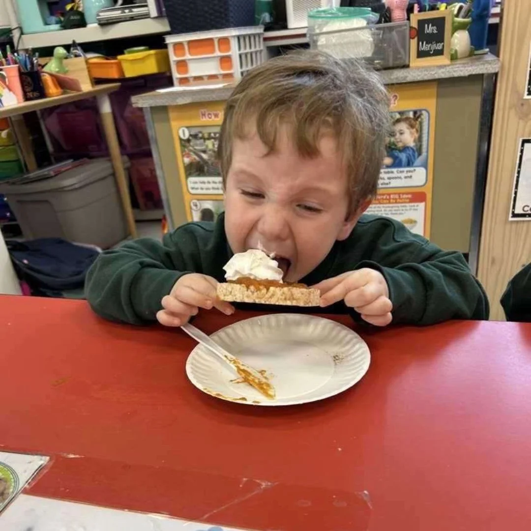 Pumpkin pie + sequencing = the perfect PK3 activity! Our little learners loved following each step to make their own pie and enjoyed the finished product! 🥧✨ #ADWcommUNITY #ILoveHolyCross #PK3 #HandsOnLearning