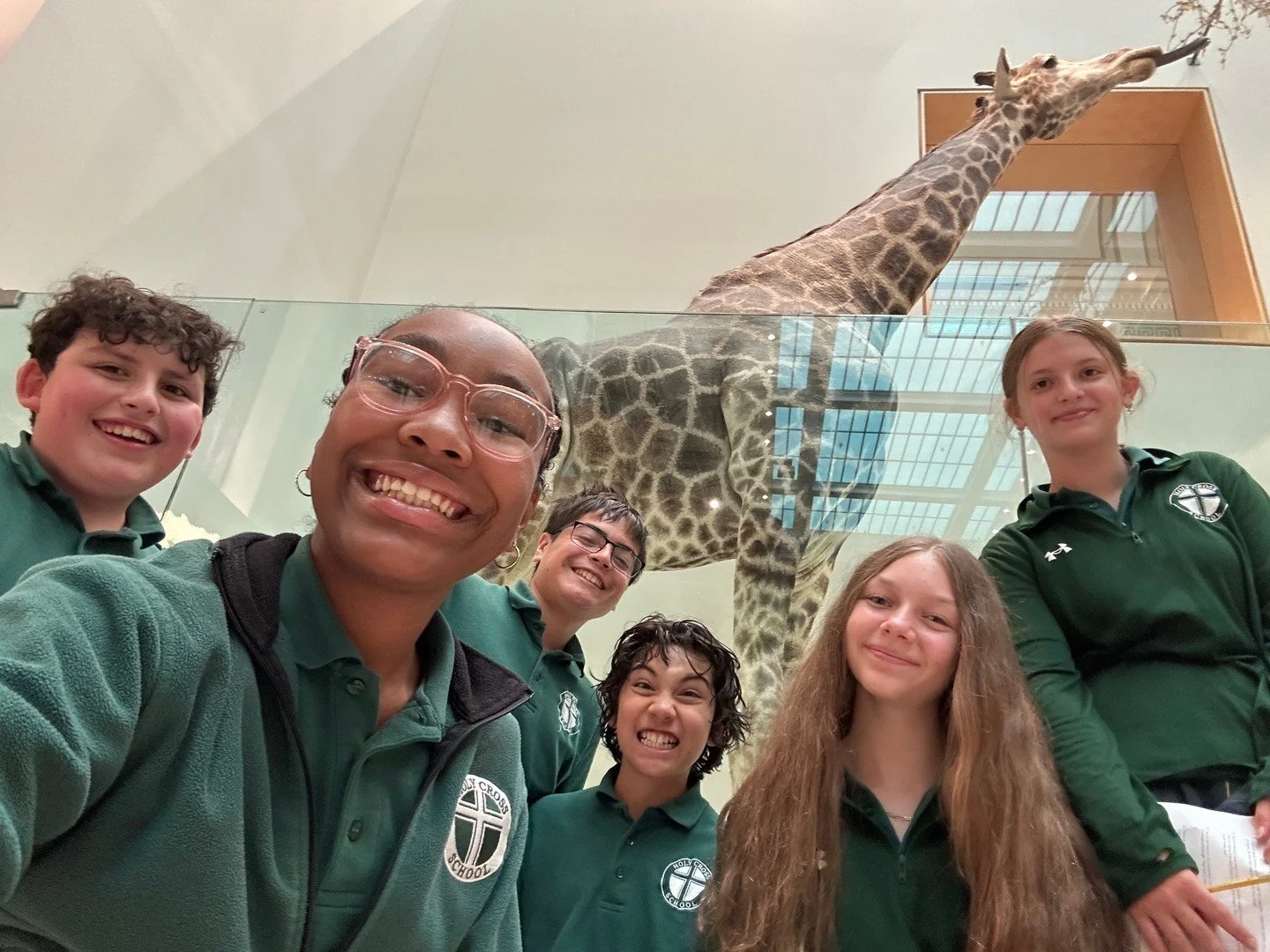 Our 7th Grade students had an amazing day exploring the Smithsonian Museum of Natural History! From towering dinosaur fossils and dazzling gems to fascinating exhibits on the natural world, students enjoyed a wonderful day of discovery, curiosity, an