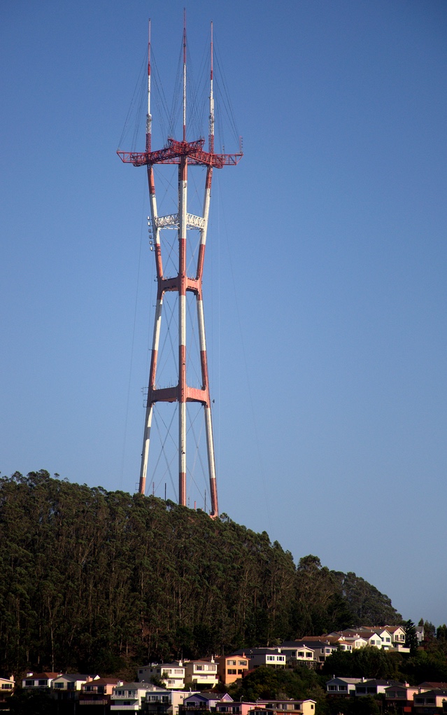 Sutro Tower in real life CC-BY photo attribution Justin Beck