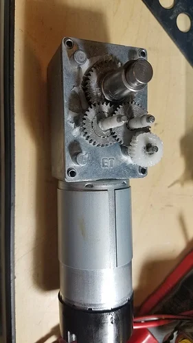 The inside of one of the gearboxes as seen thanks to JDogHerman