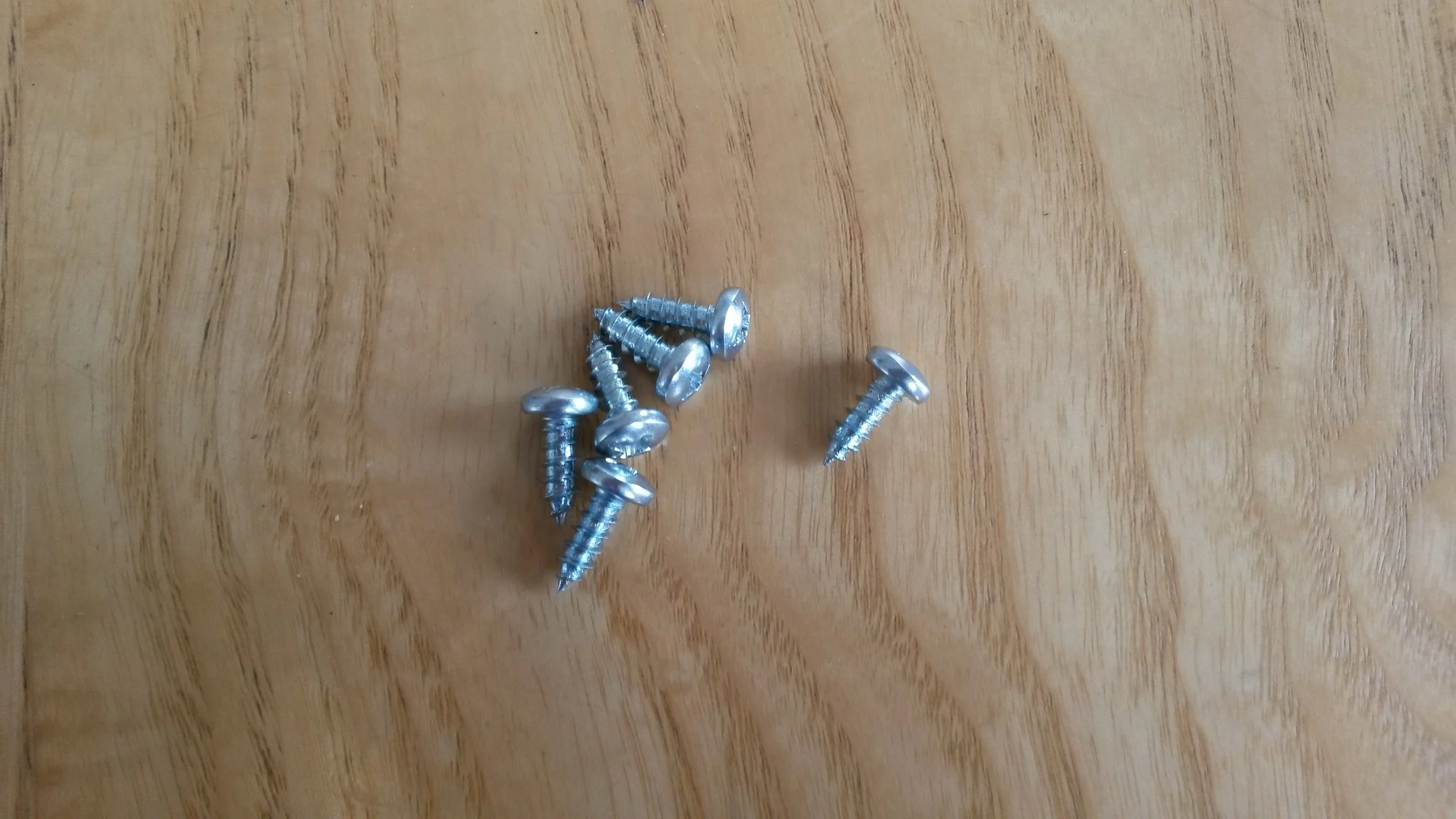 6 Screws