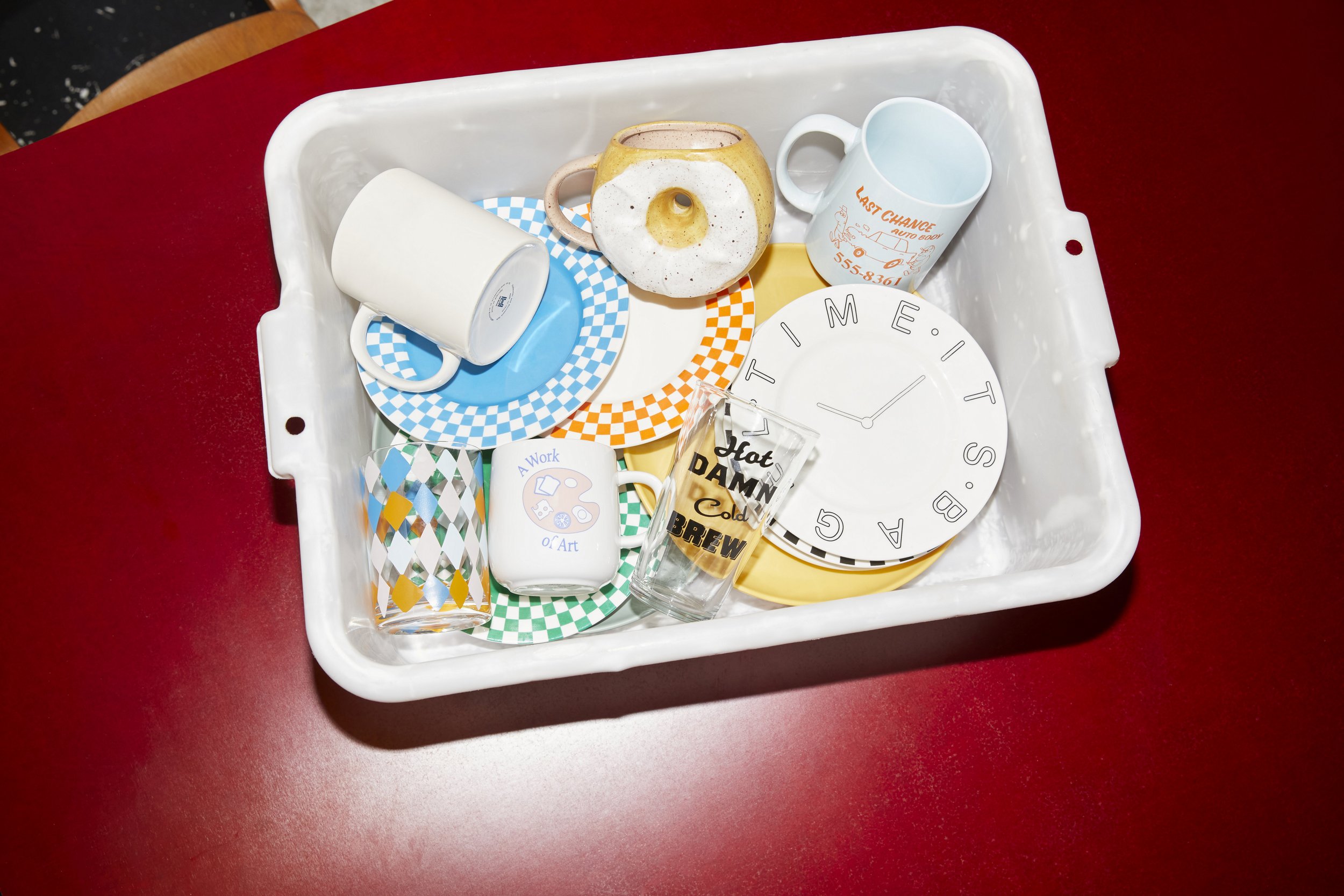 221213_UOHOME_KITCHEN_MIDDLECHILD1268.jpg