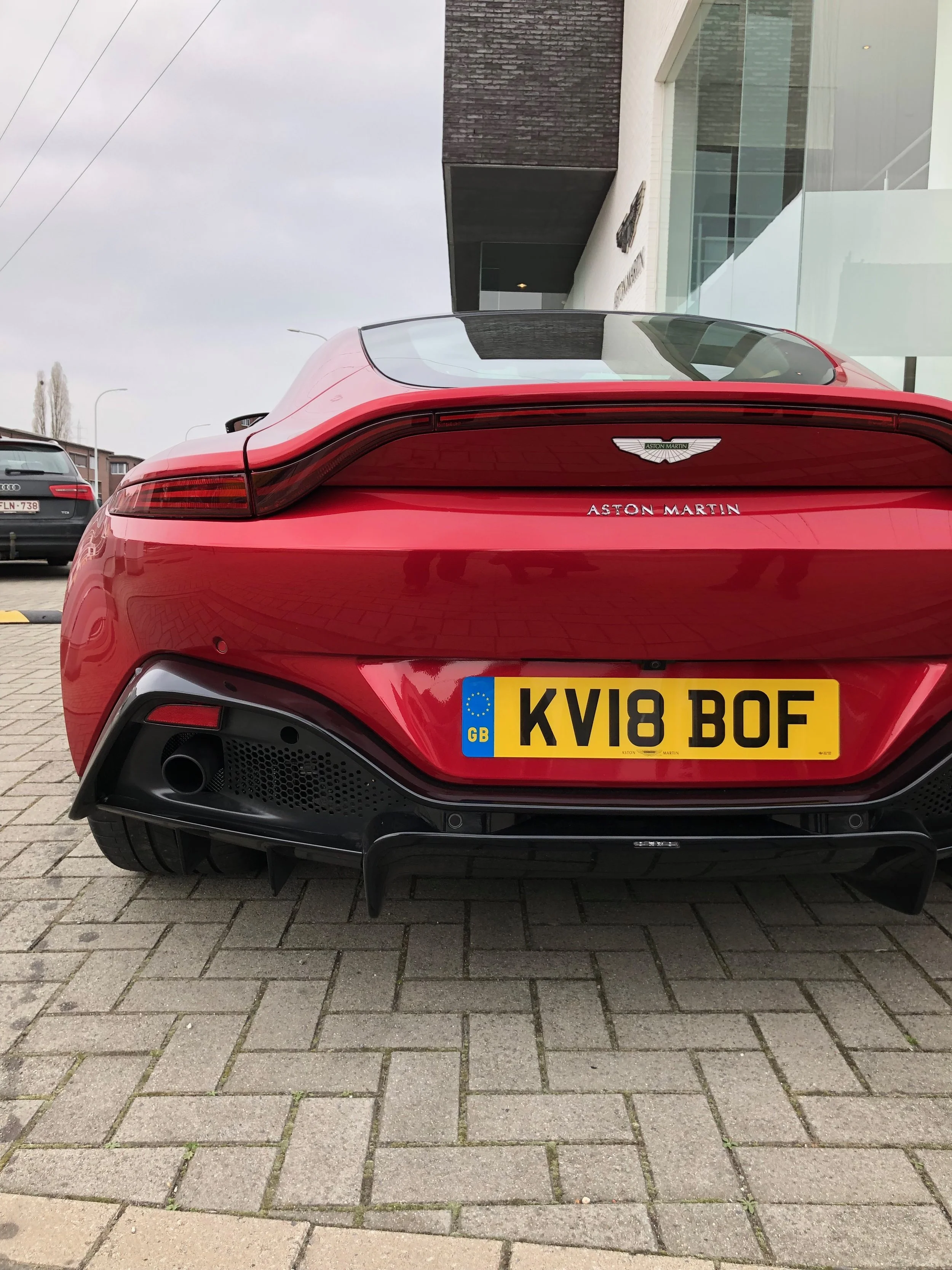 The Vantage has some of the most gorgeous tail light design I’ve seen in cars to date