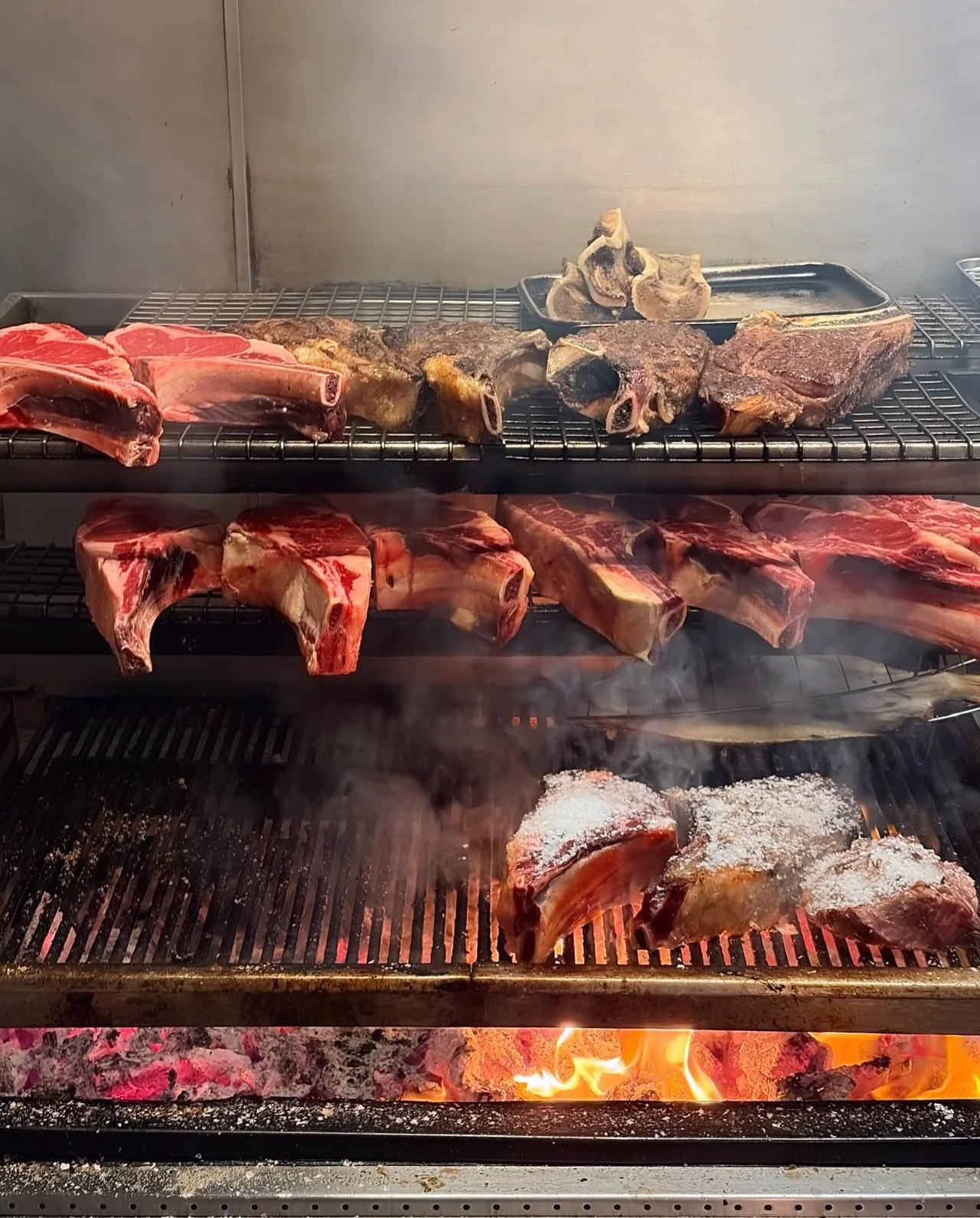 Where the magic happens! 🔥🔥🔥

~~~~

📸 @marcos_in_focus