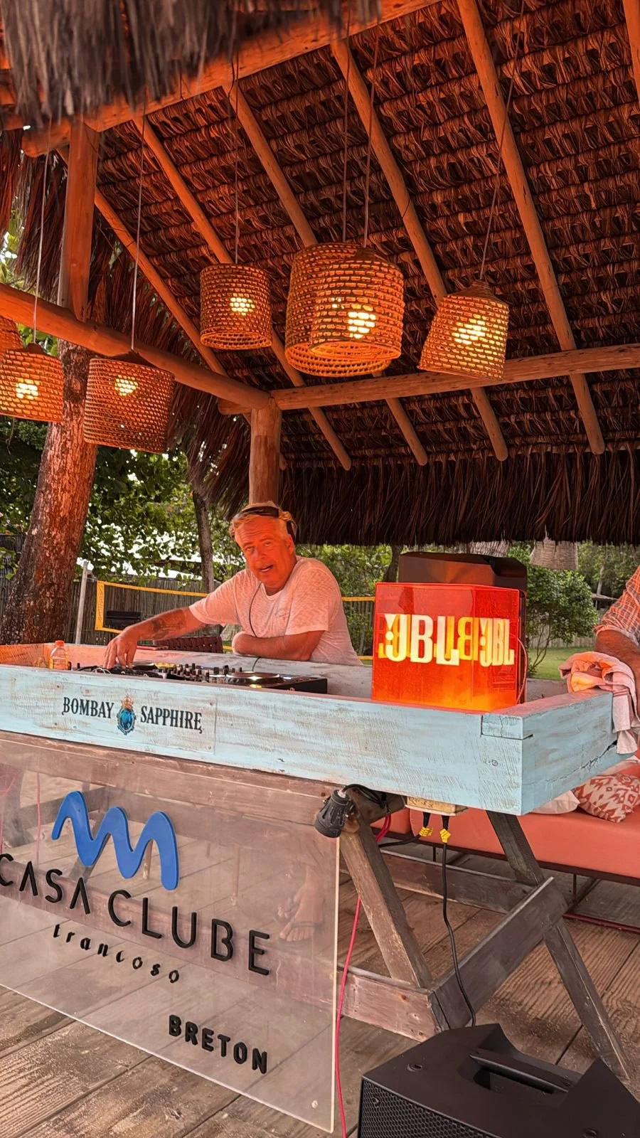 6a.linha - troca de DJ.jpg