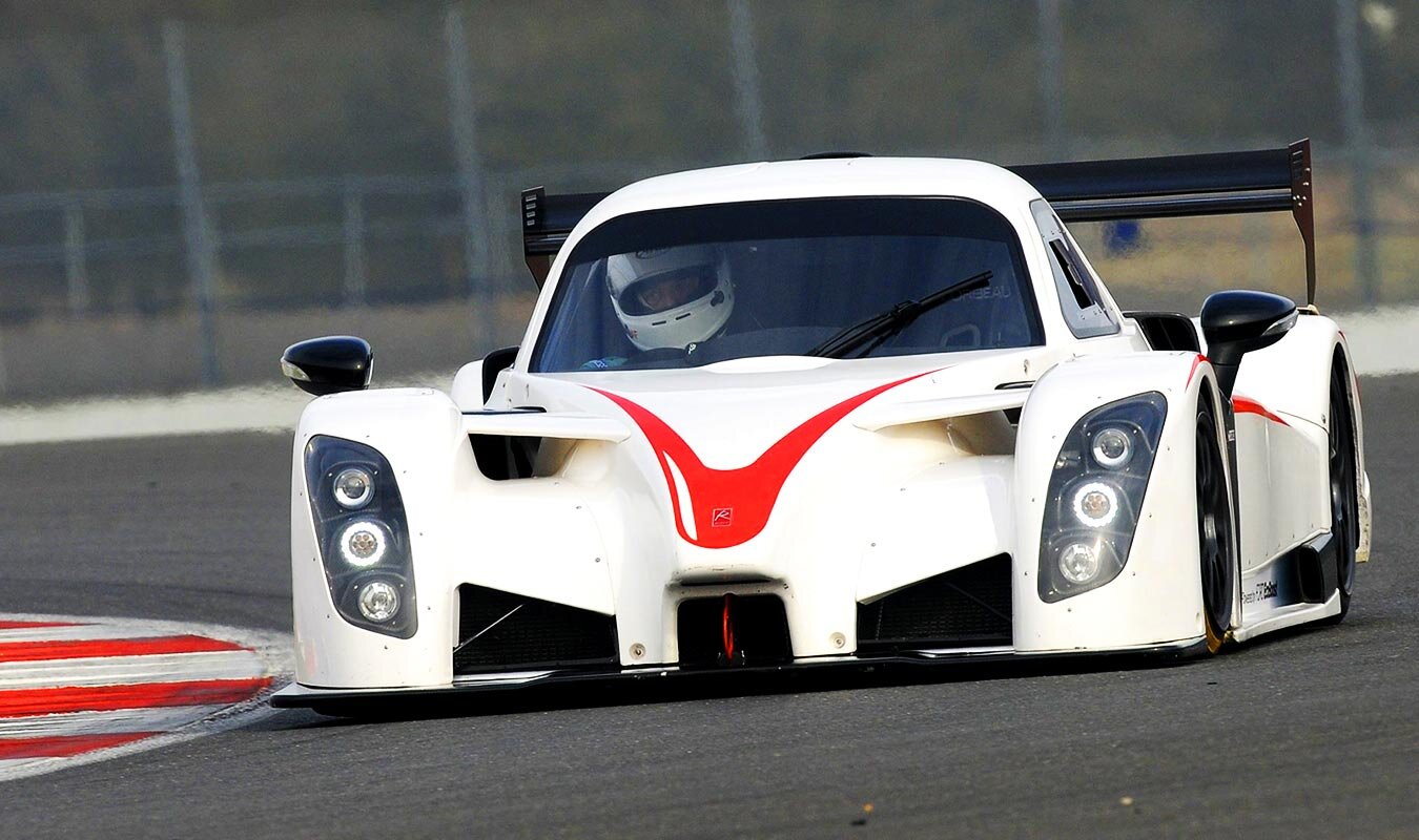 rxc-600-coupe-on-track.jpg