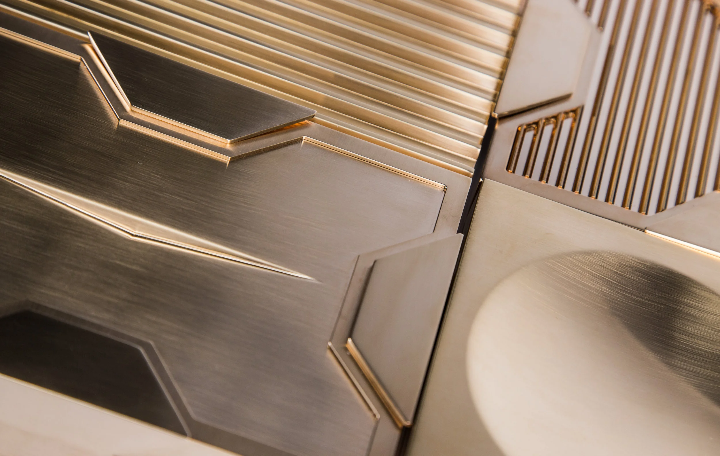 Space Triangle - Matte Rose Gold