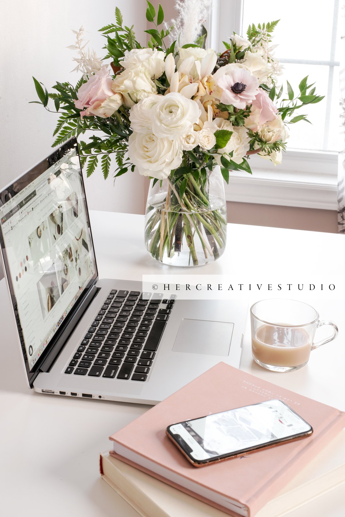 Flowers-on-Workspace-IE.jpg