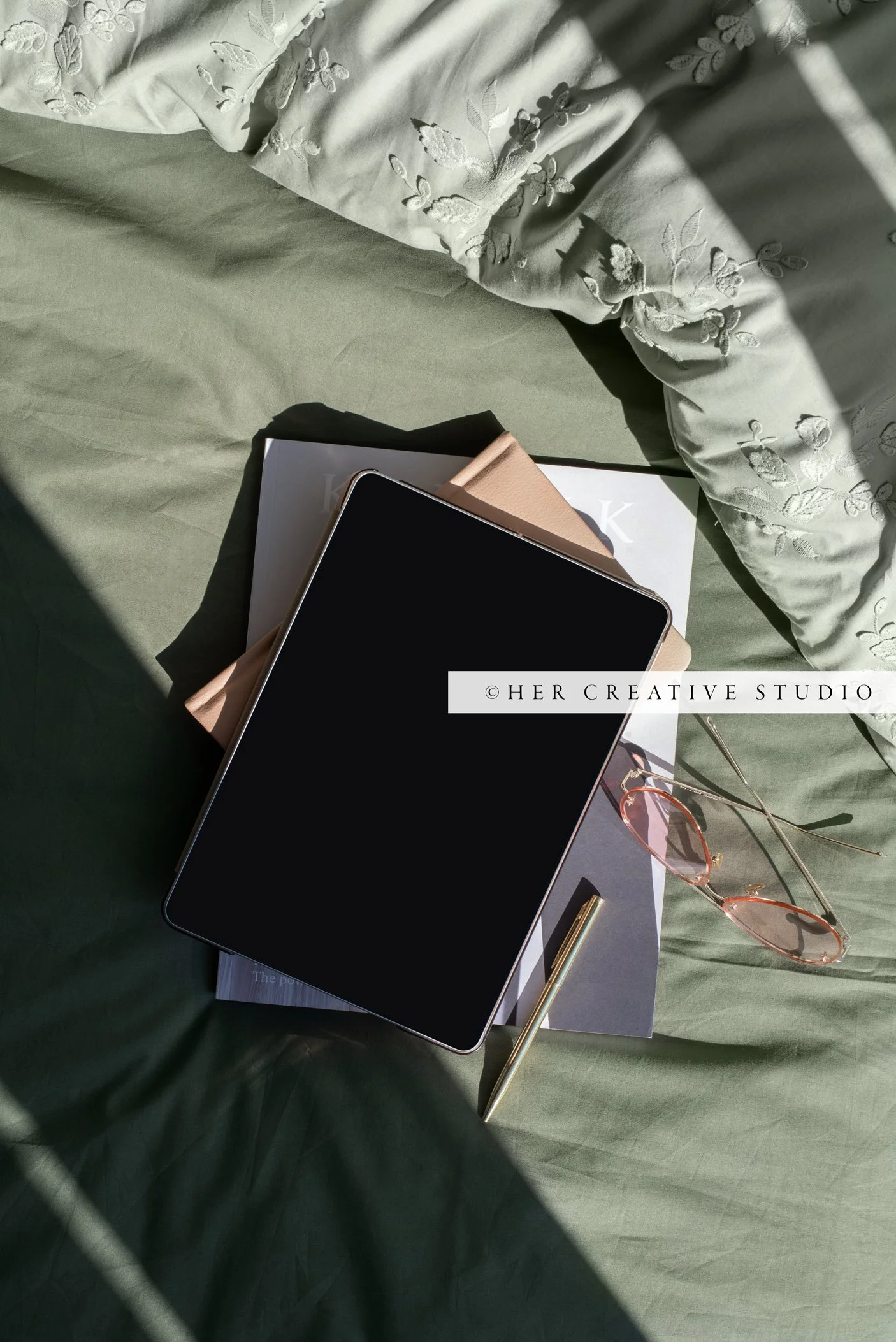 Ipad-Khaki-Green-6-IE.jpg