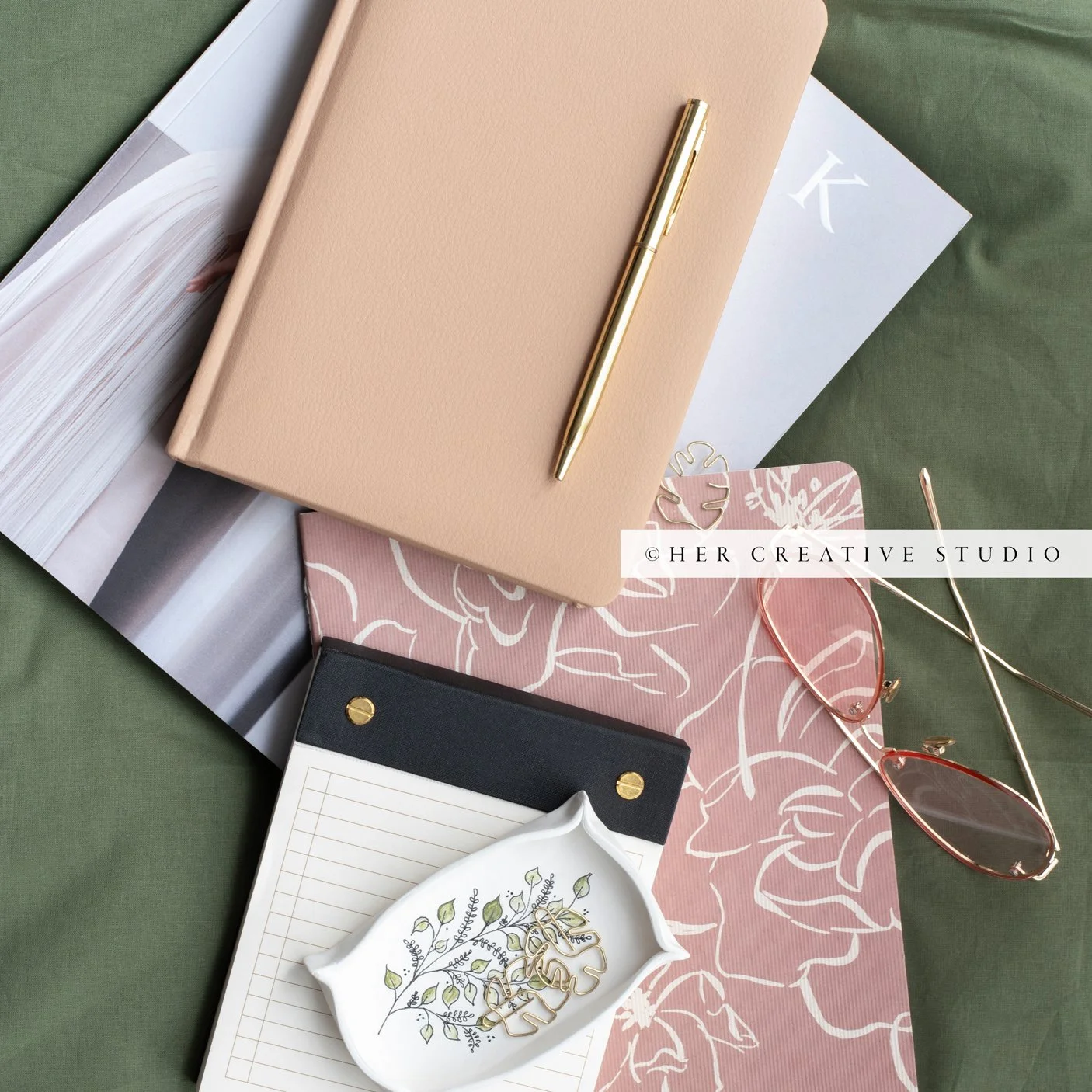 Khaki-green-work-bed-69-IE.jpg