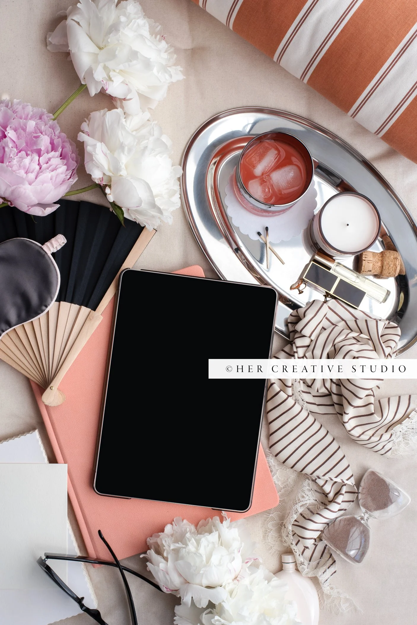 Ipad-Poolside-Notebook-10-IE.jpg