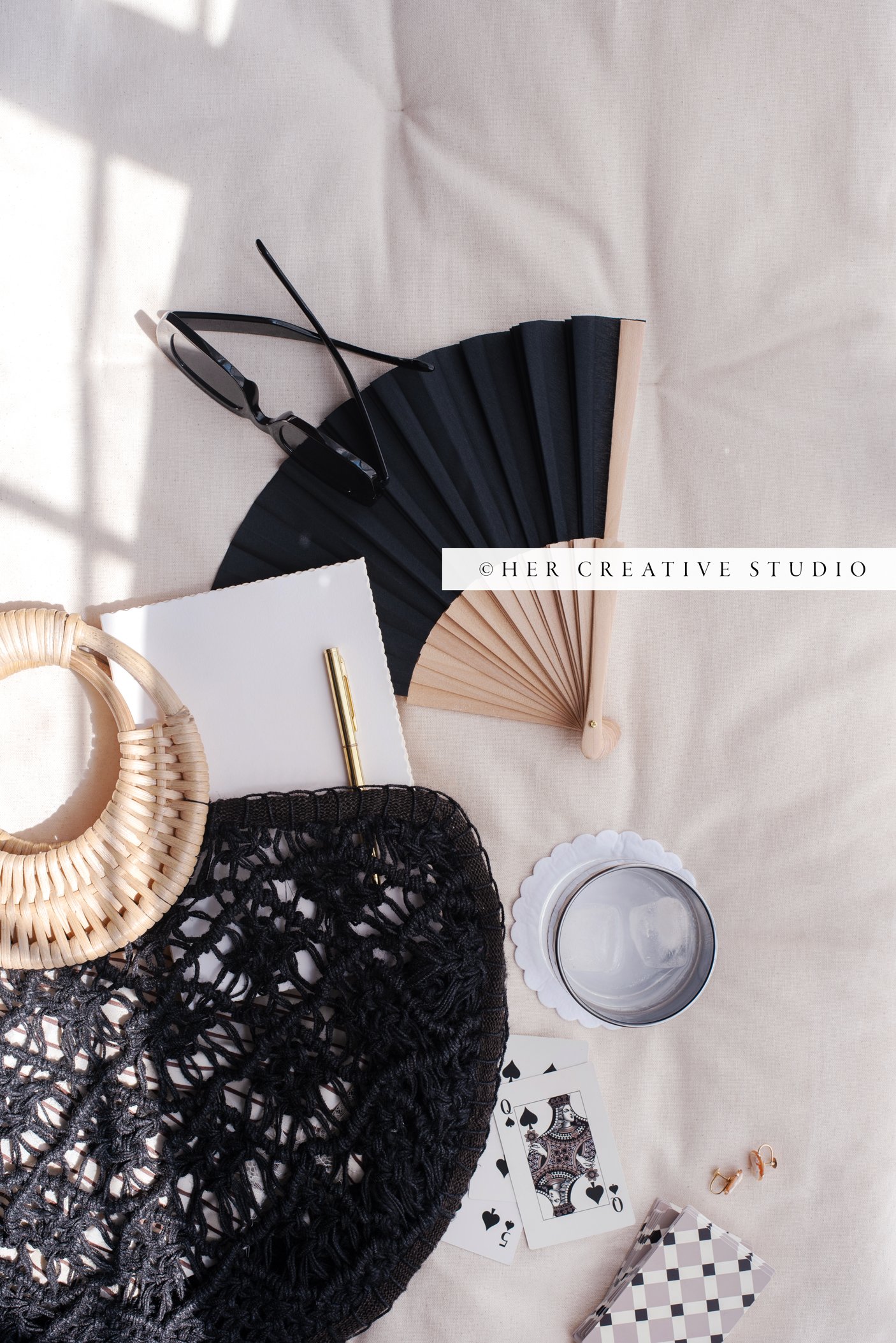 Summer-Bag-and-Fan-10-IE.jpg