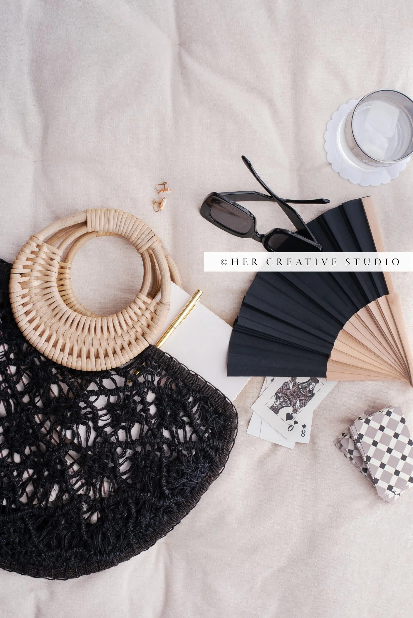 Summer-Bag-and-Fan-11-IE.jpg