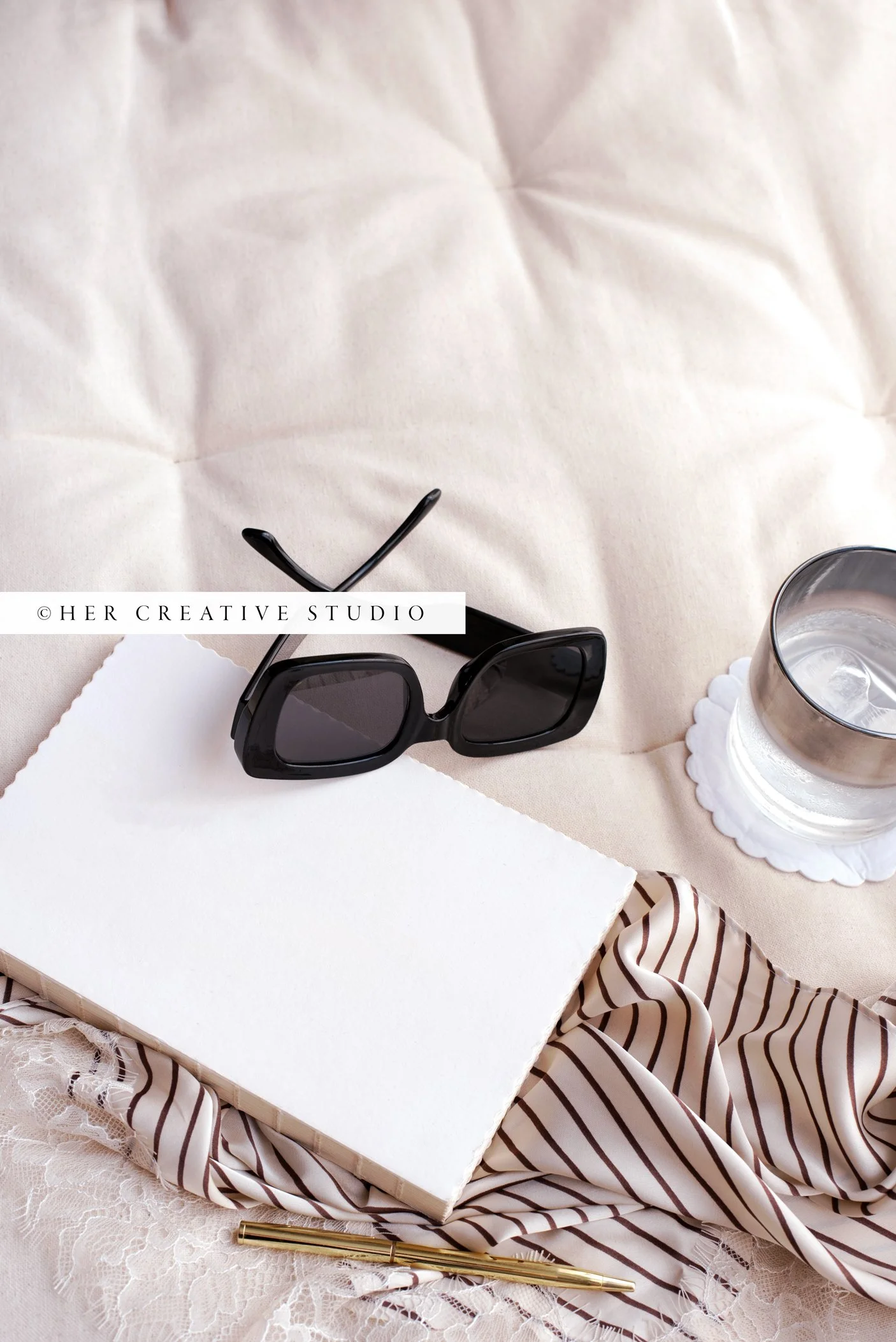 Summer-Bag-and-Fan-30-IE.jpg