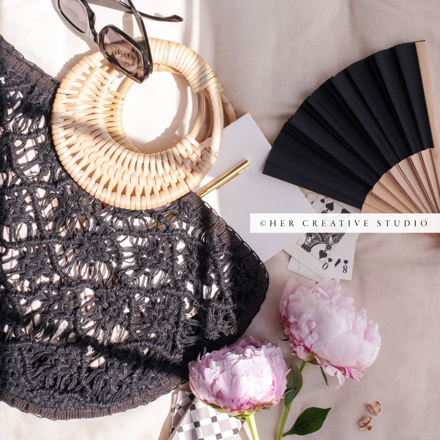 Summer-Bag-and-Fan-3-IE.jpg
