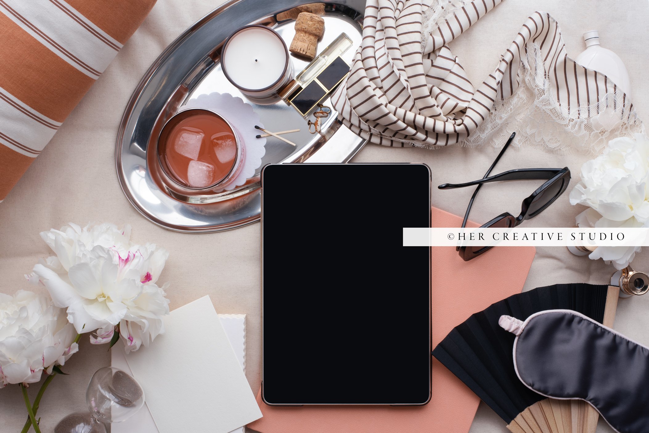 Ipad-Poolside-Notebook-6-IE.jpg