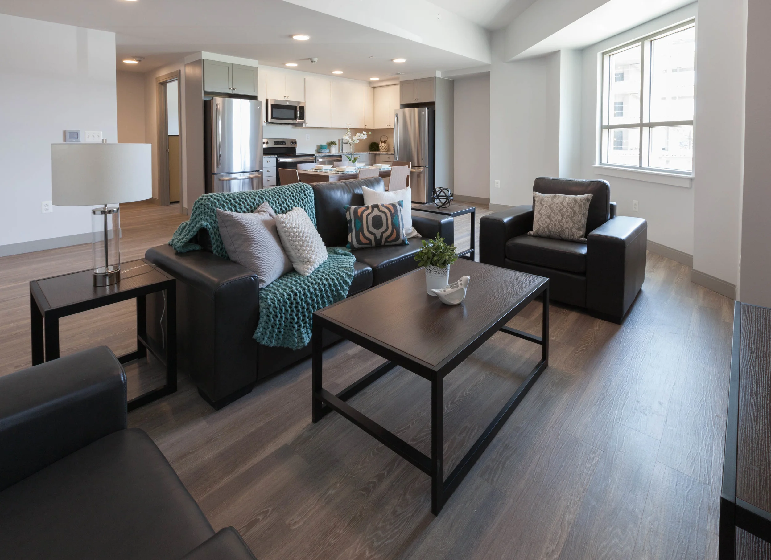 4 bed, 2 bath | 8 Student Apartment
