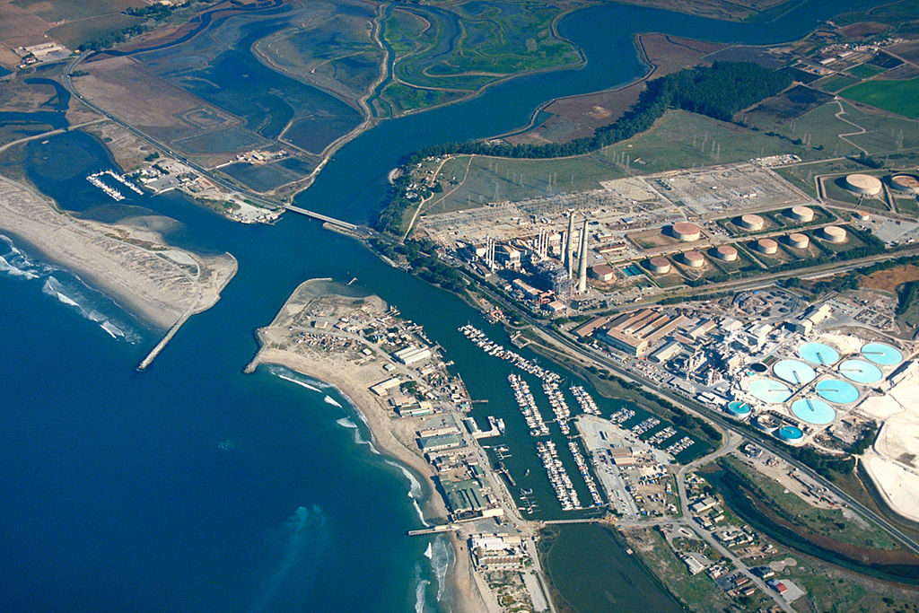 1024px-Moss_Landing_California_aerial_view.jpg