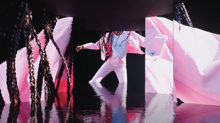 Live SLX_v1_trilogy_intro_tunnel_v01-high_A01.gif