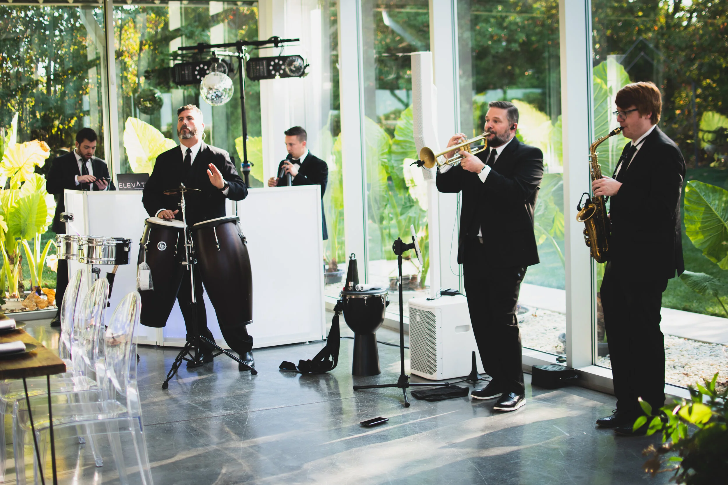 DJ+Live+Band+Service