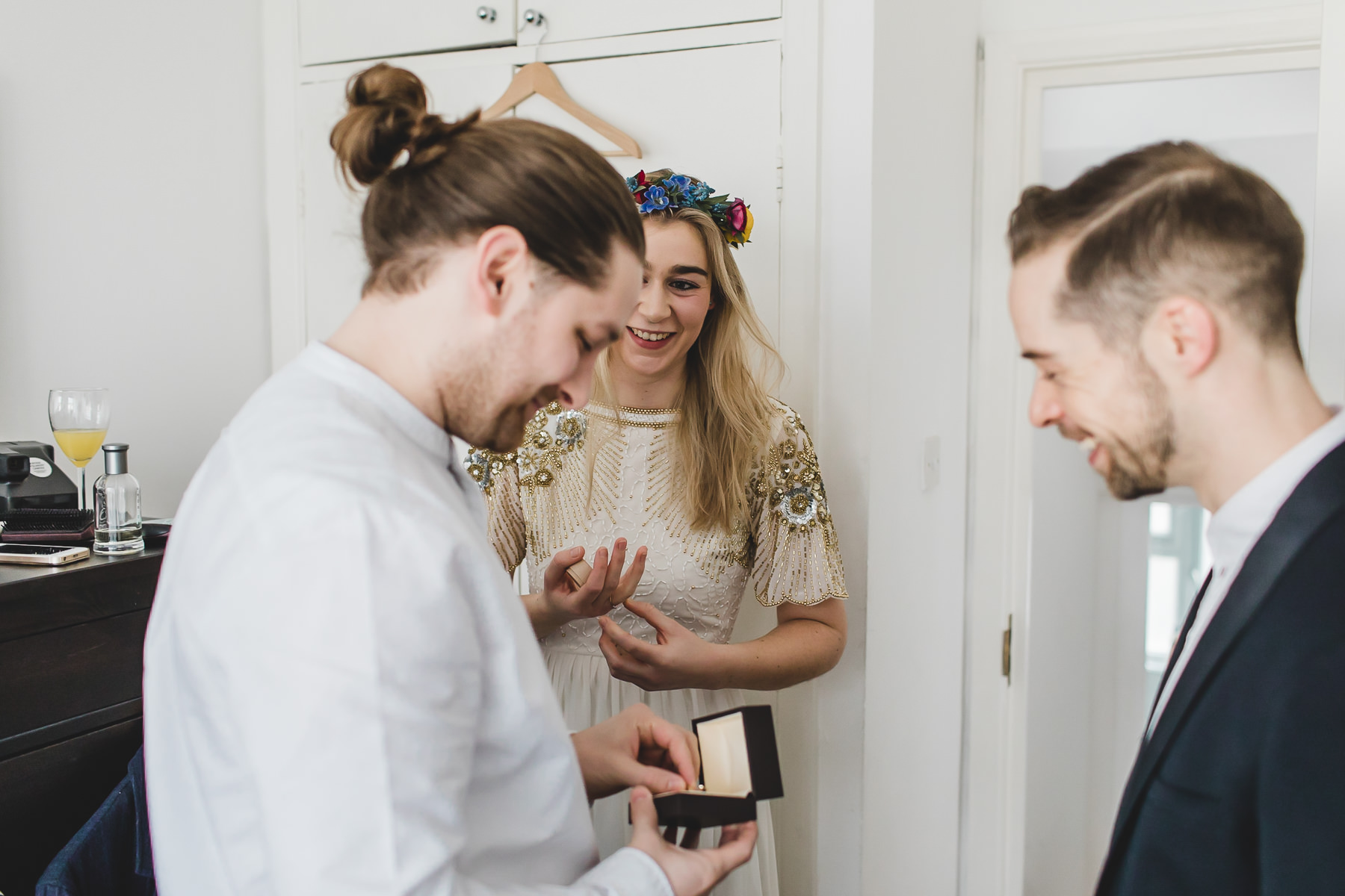 winter-elopement-london-019.jpg