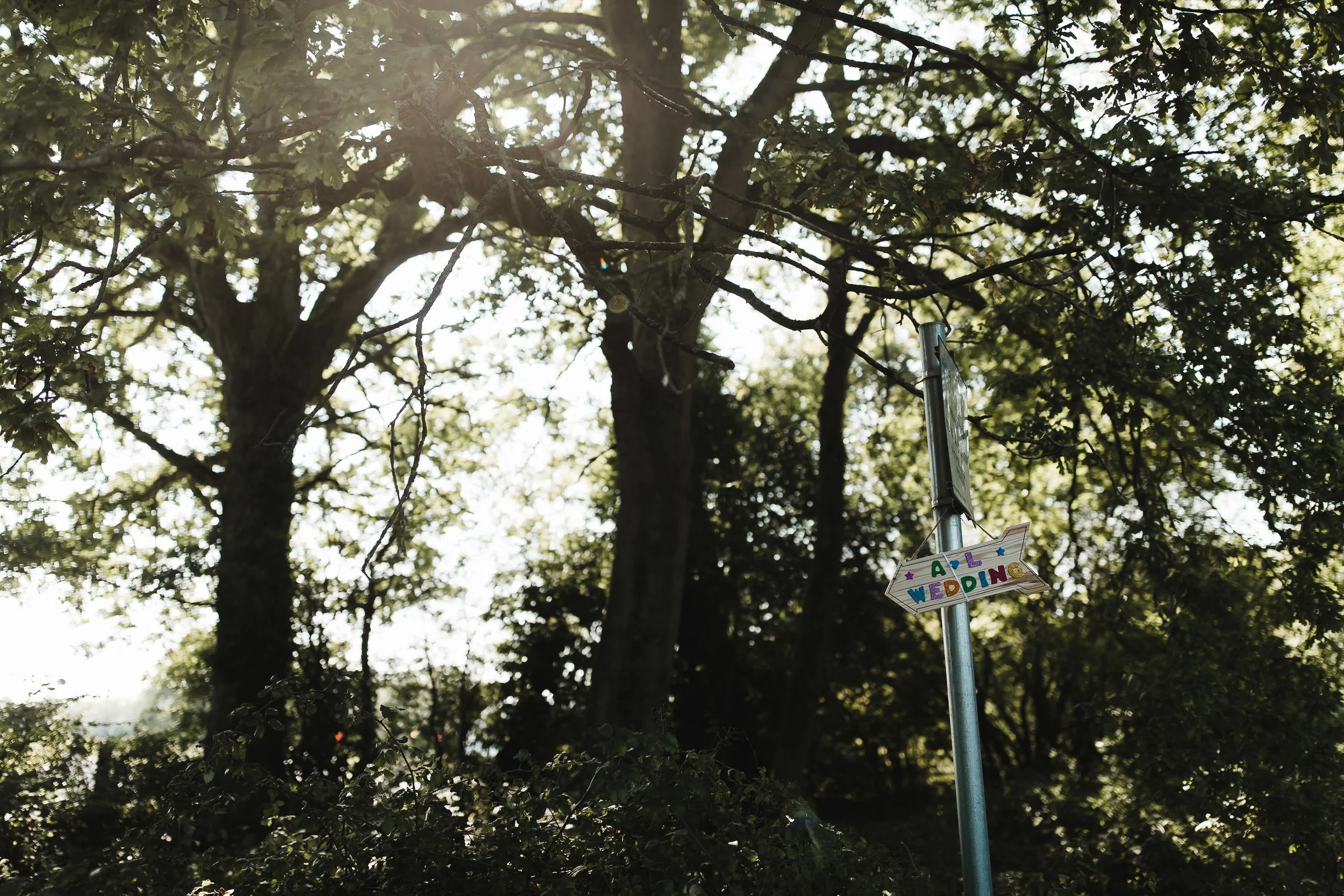 Festival_Wedding_High_Billinghurst_Farm_Surrey_003.jpg